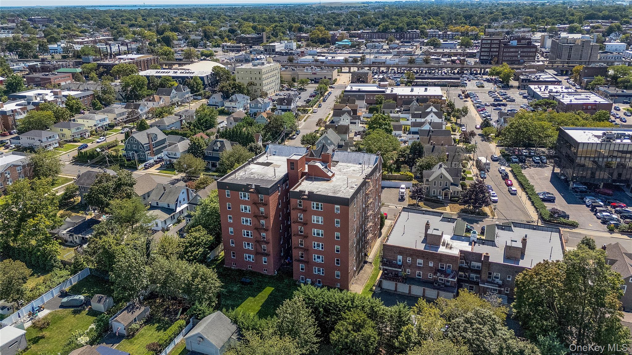 55 Grand Avenue # 3E, Rockville Centre, NY 11570