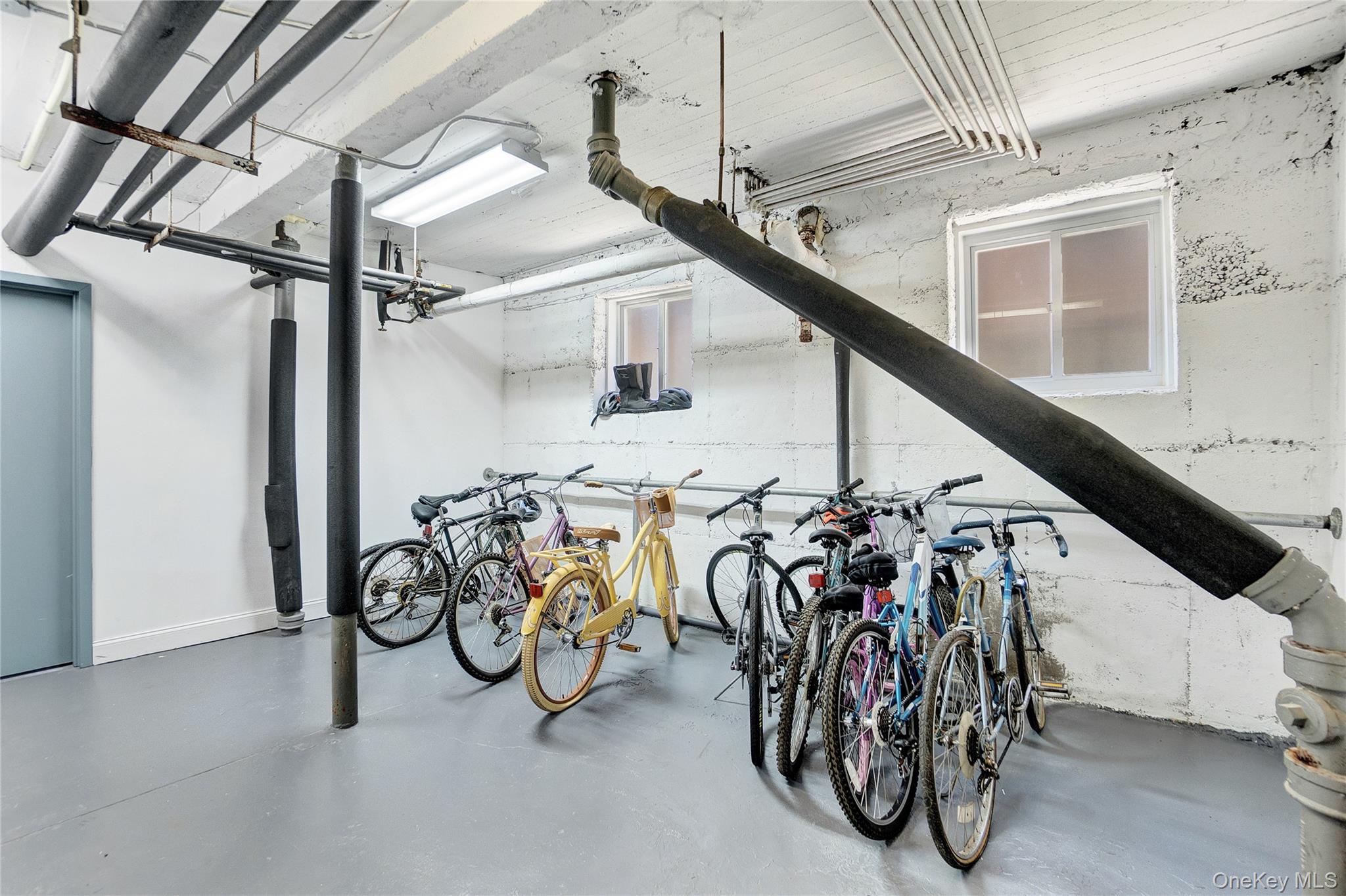 55 Grand Avenue # 3E, Rockville Centre, NY 11570