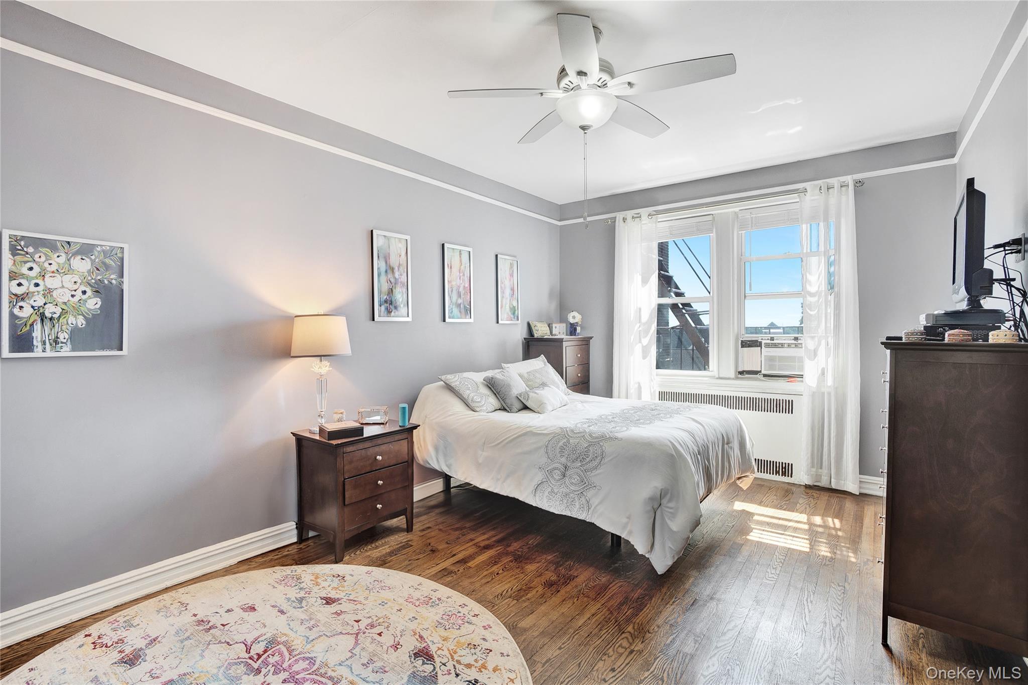 55 Grand Avenue # 3E, Rockville Centre, NY 11570