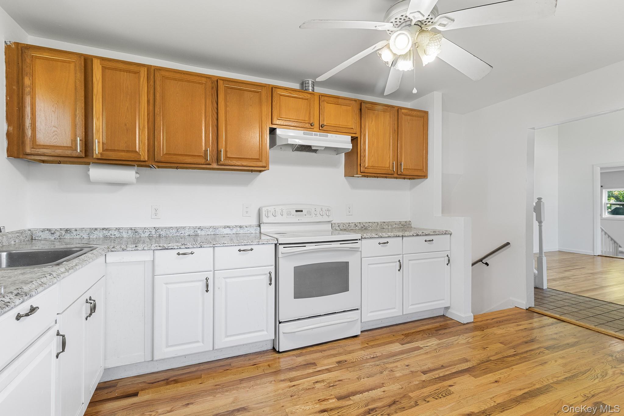 2905 Beechnut Avenue, Medford, NY 11763