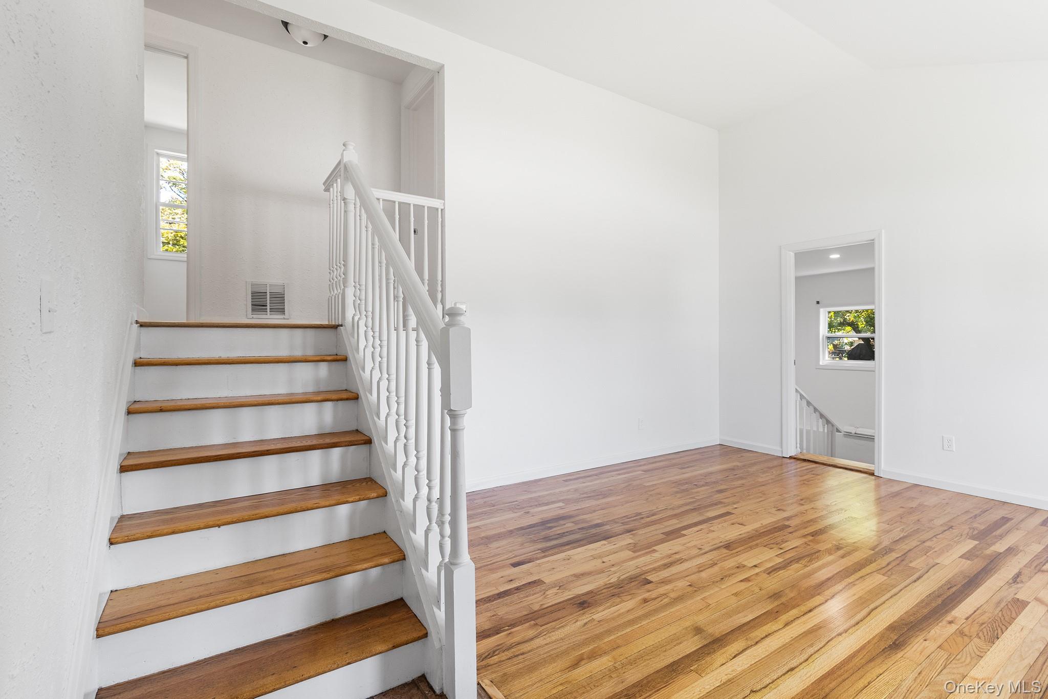 2905 Beechnut Avenue, Medford, NY 11763