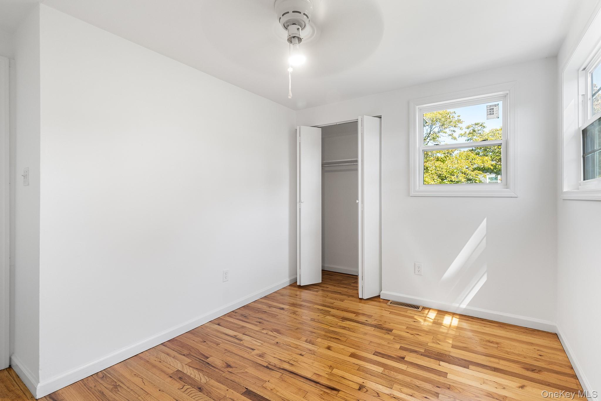 2905 Beechnut Avenue, Medford, NY 11763