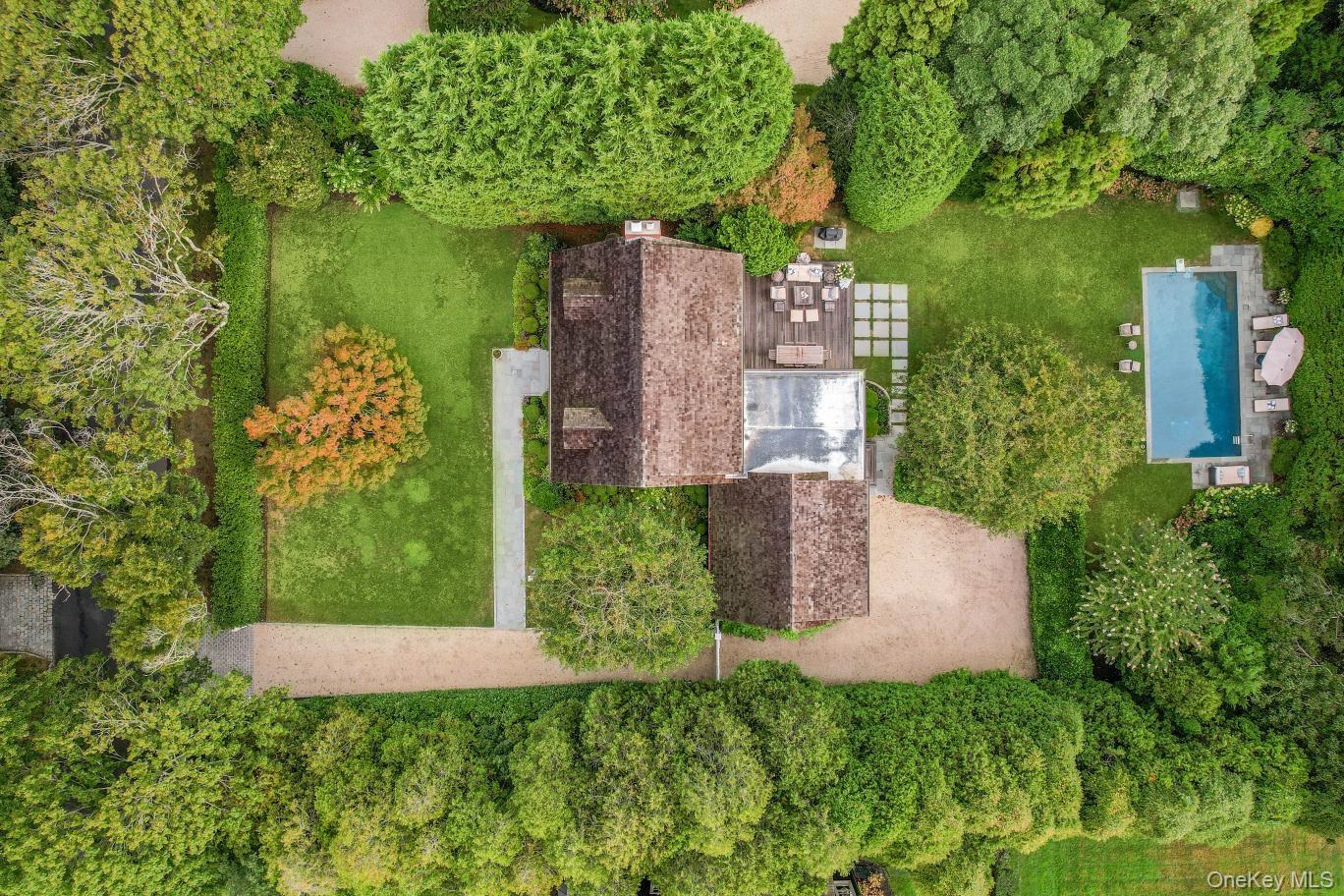 48 Captains Neck Lane, Southampton, NY 11968