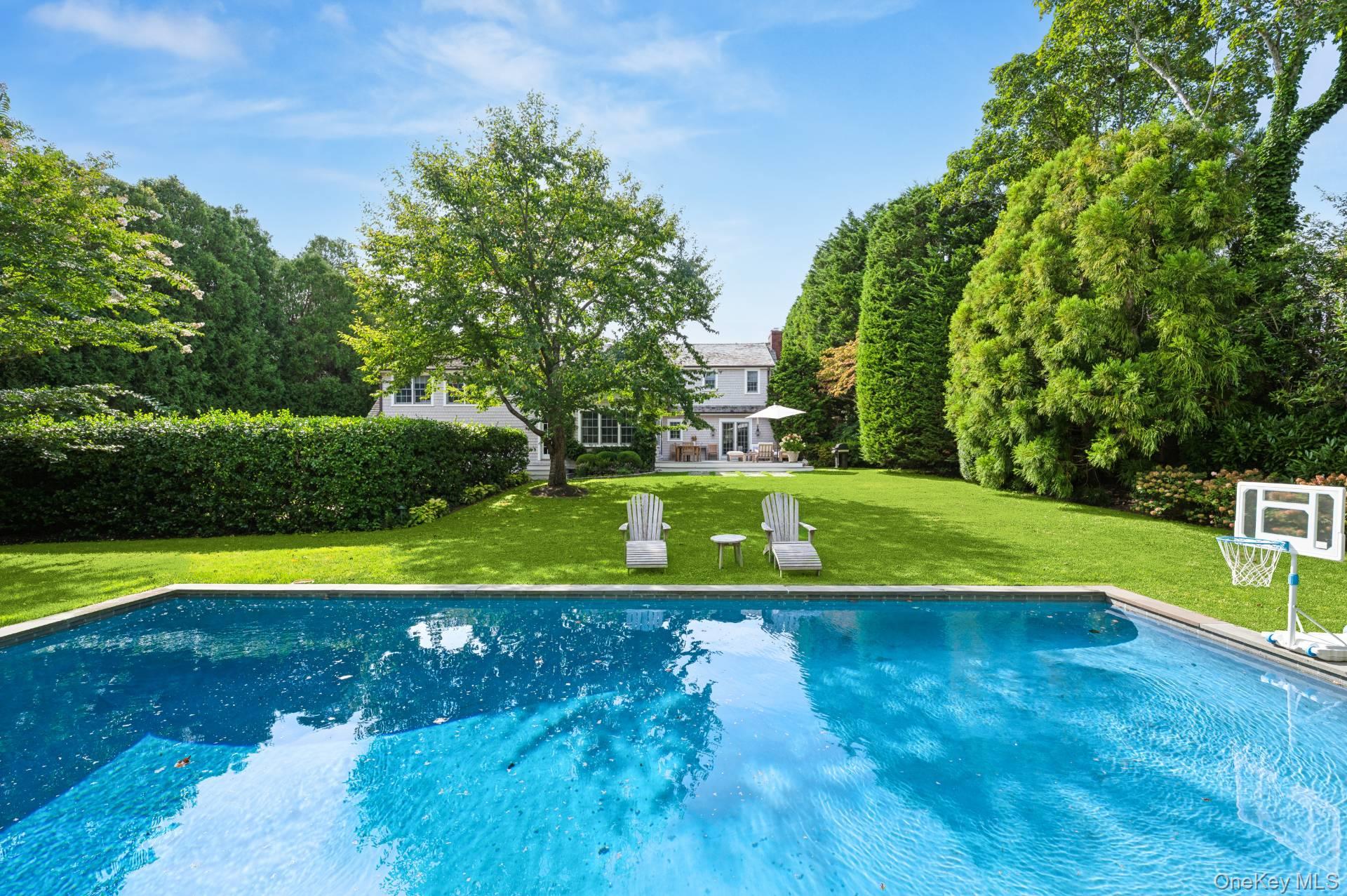 48 Captains Neck Lane, Southampton, NY 11968