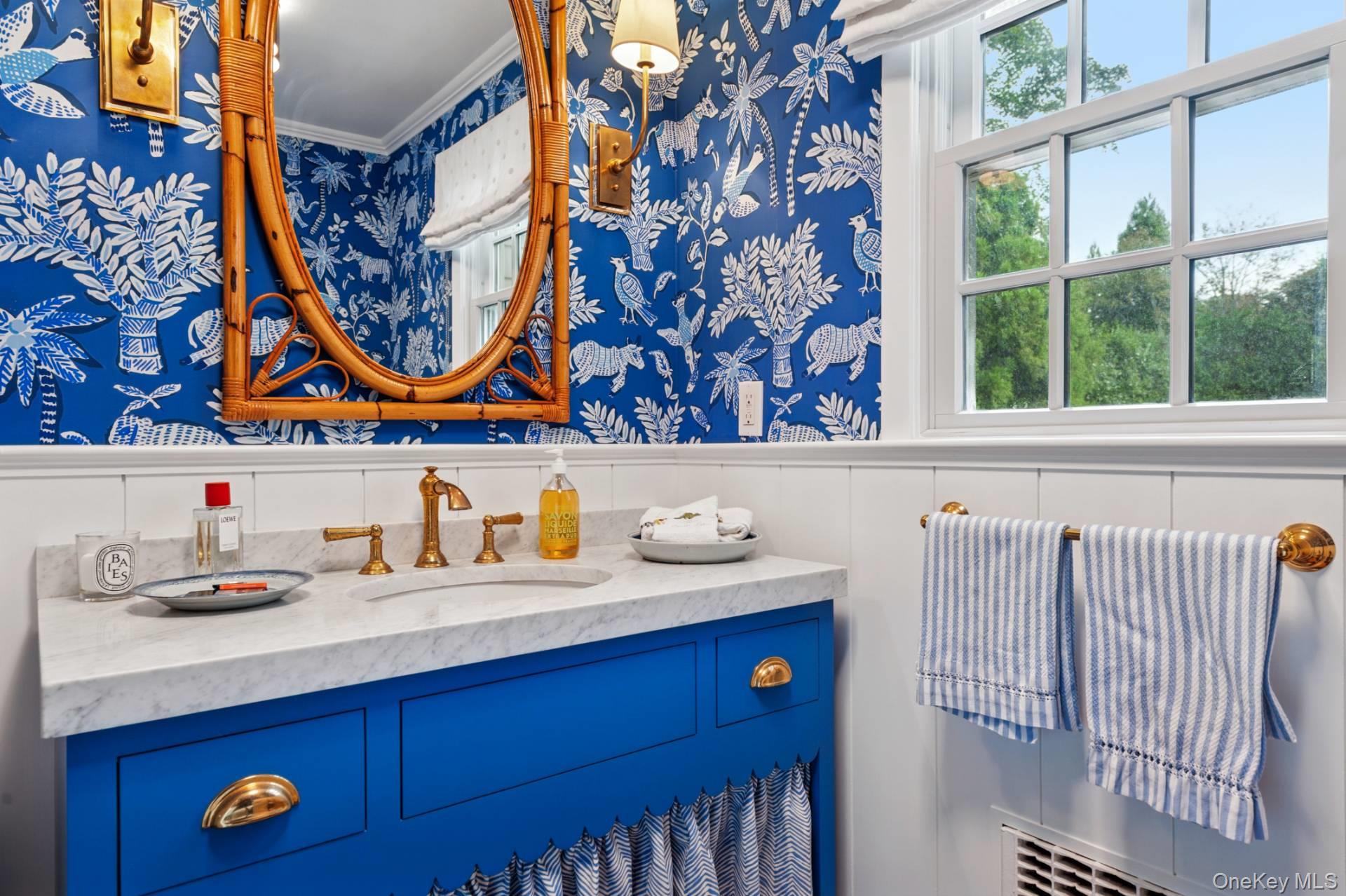 48 Captains Neck Lane, Southampton, NY 11968