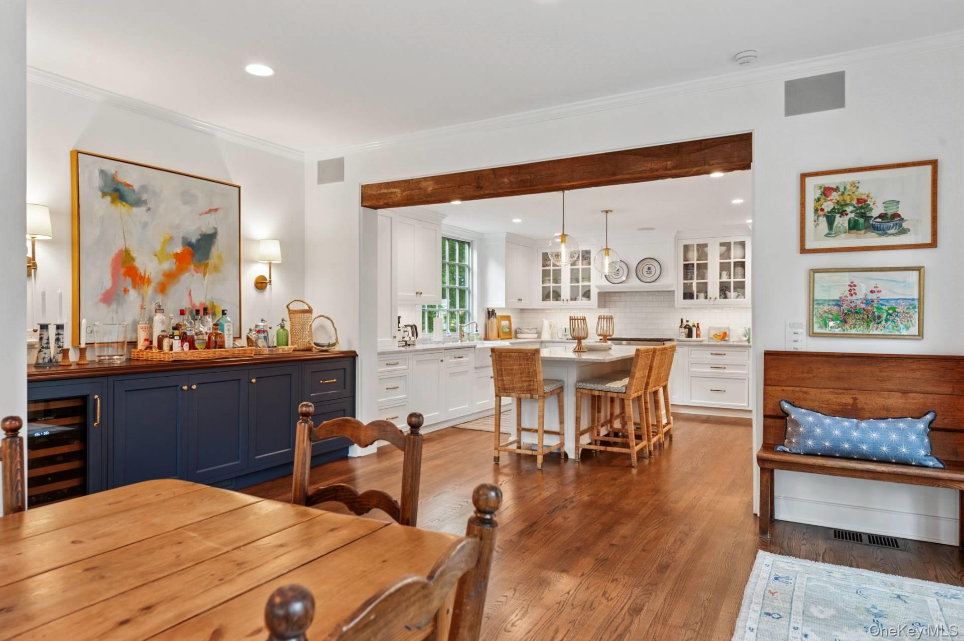 48 Captains Neck Lane, Southampton, NY 11968