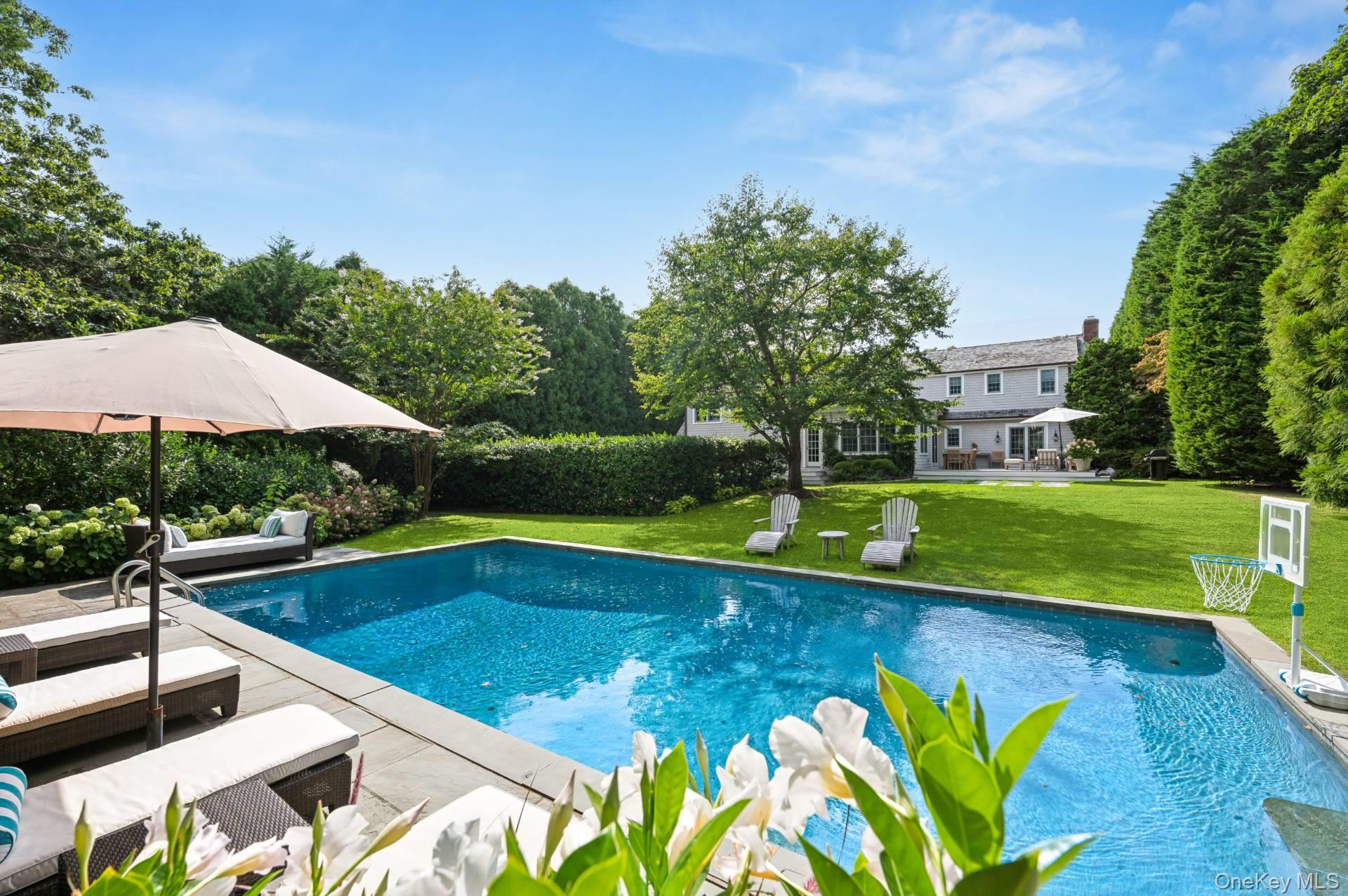 48 Captains Neck Lane, Southampton, NY 11968