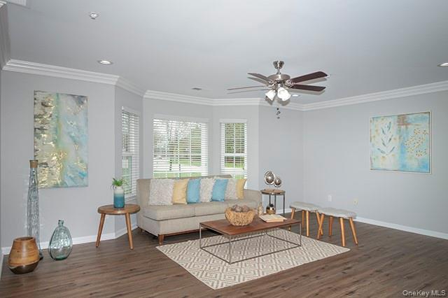 2200 Dolphin Lane # 2201, Holbrook, NY 11741