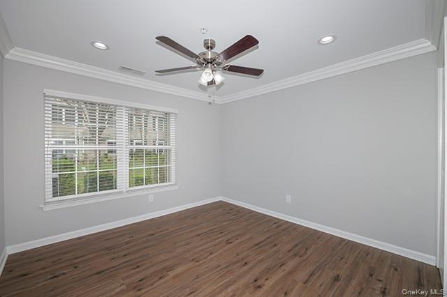 2200 Dolphin Lane # 2201, Holbrook, NY 11741