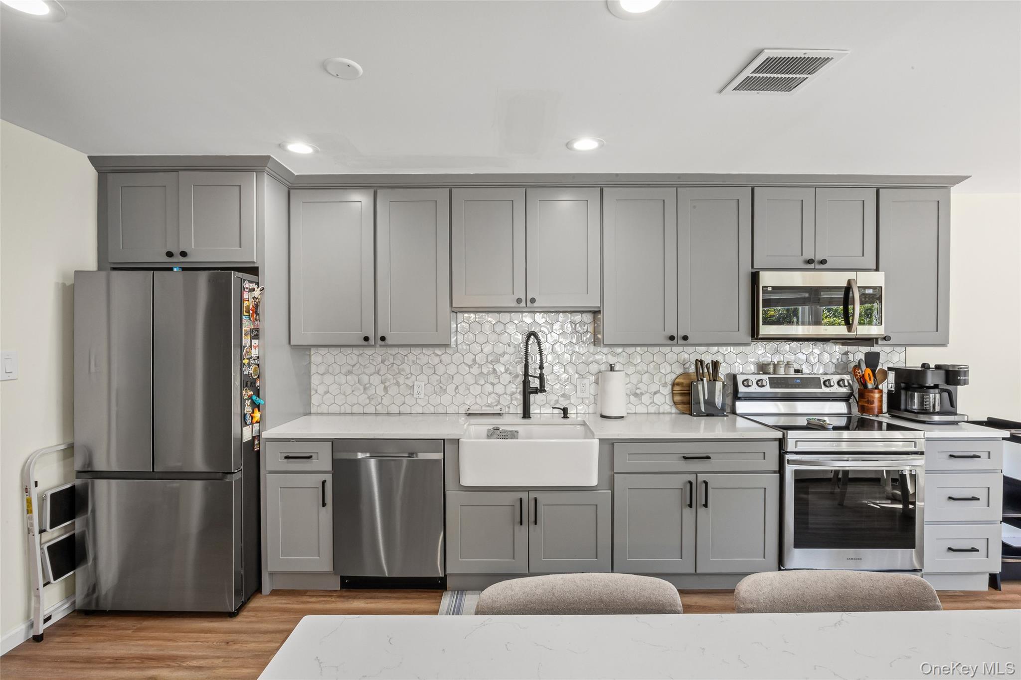 29 Ashland Drive, Kings Park, NY 11754