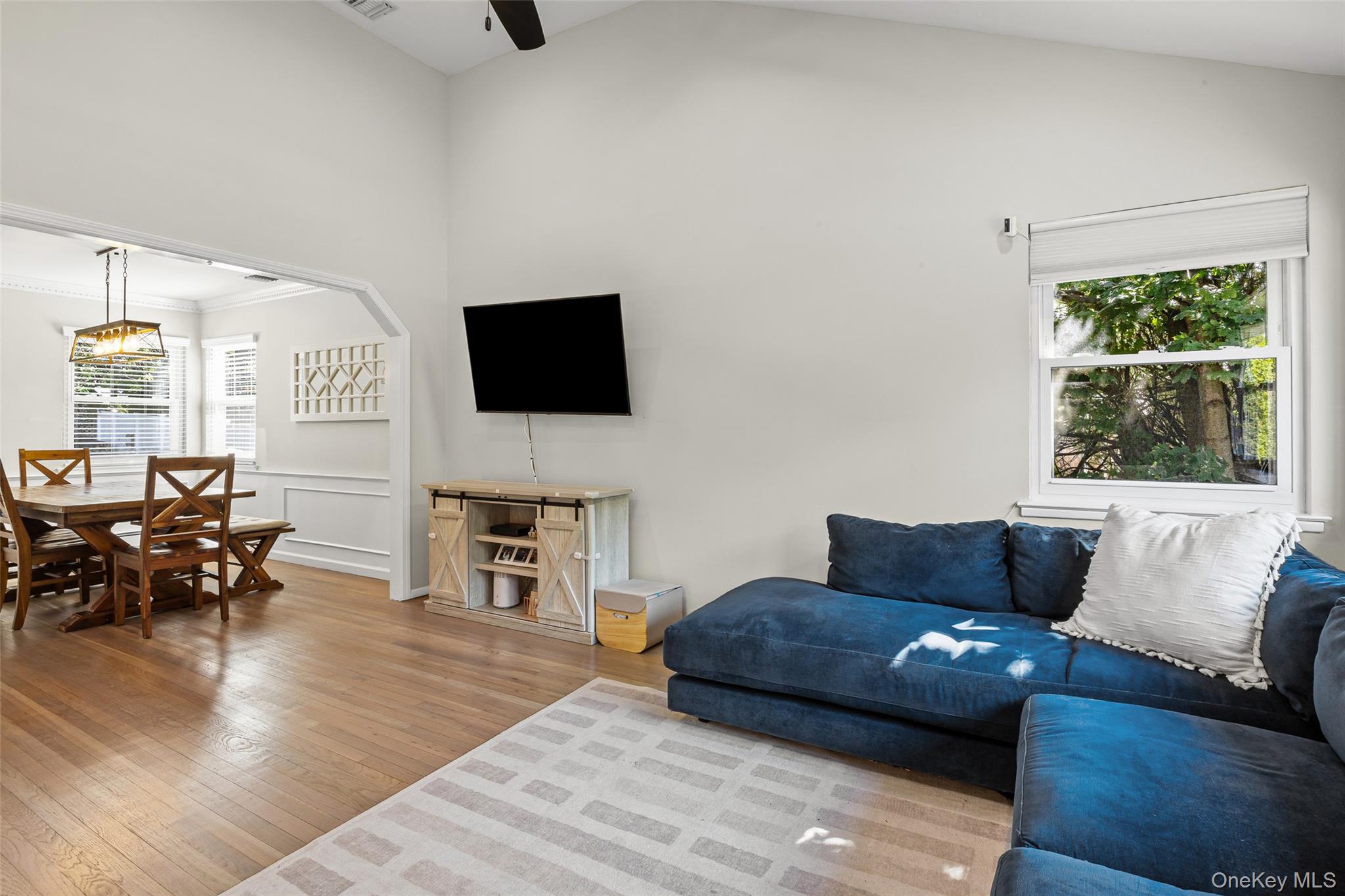 29 Ashland Drive, Kings Park, NY 11754