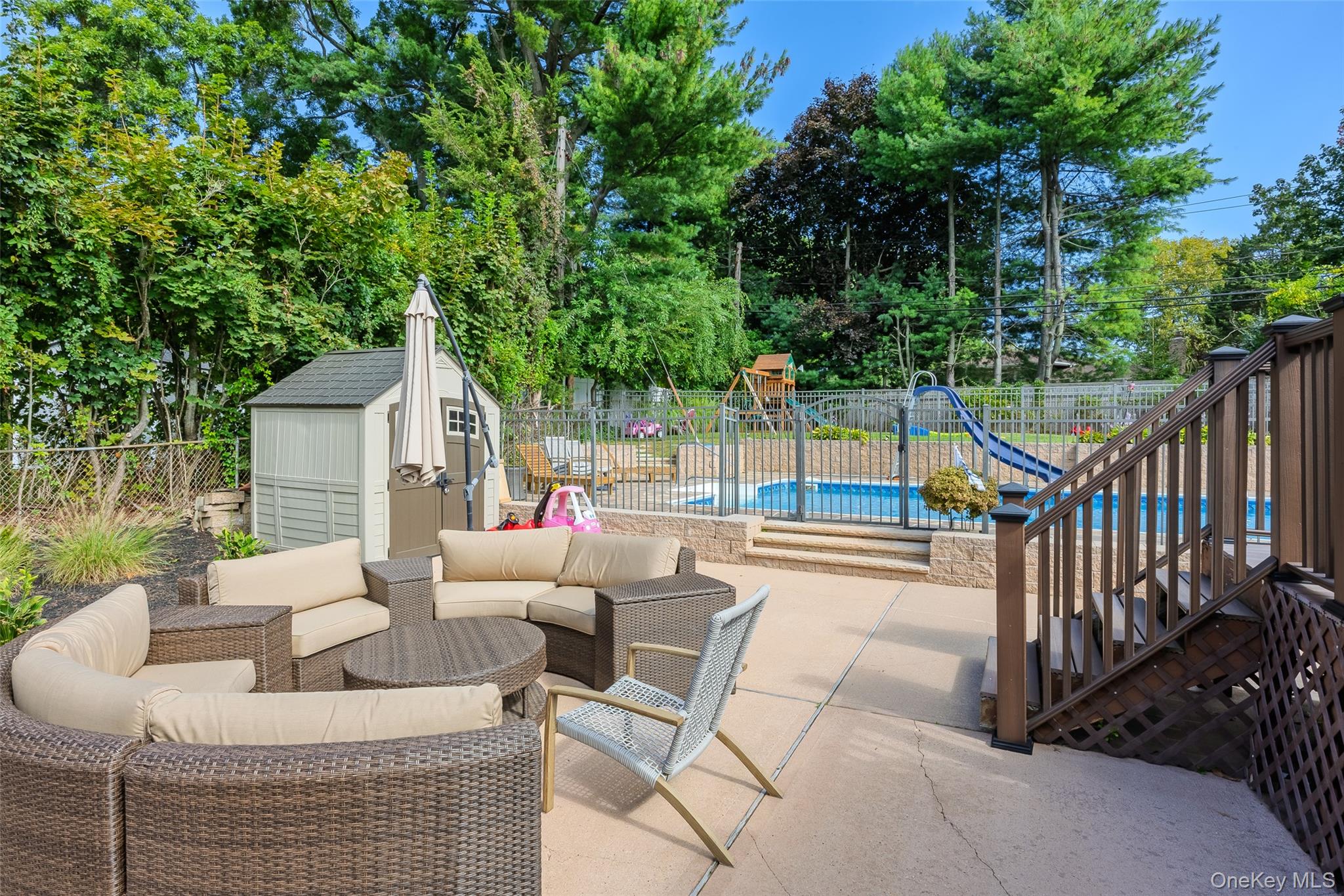 29 Ashland Drive, Kings Park, NY 11754