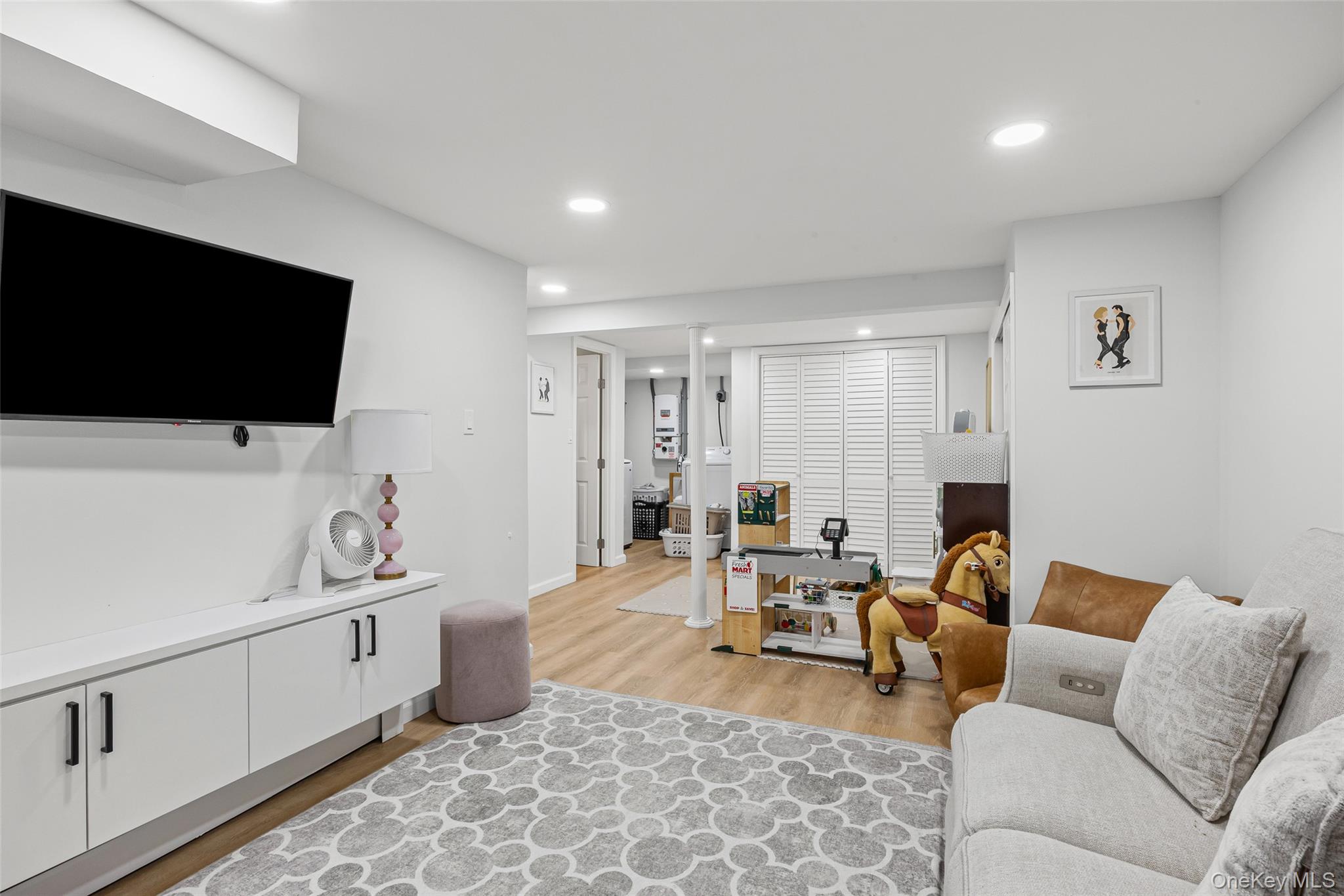 29 Ashland Drive, Kings Park, NY 11754