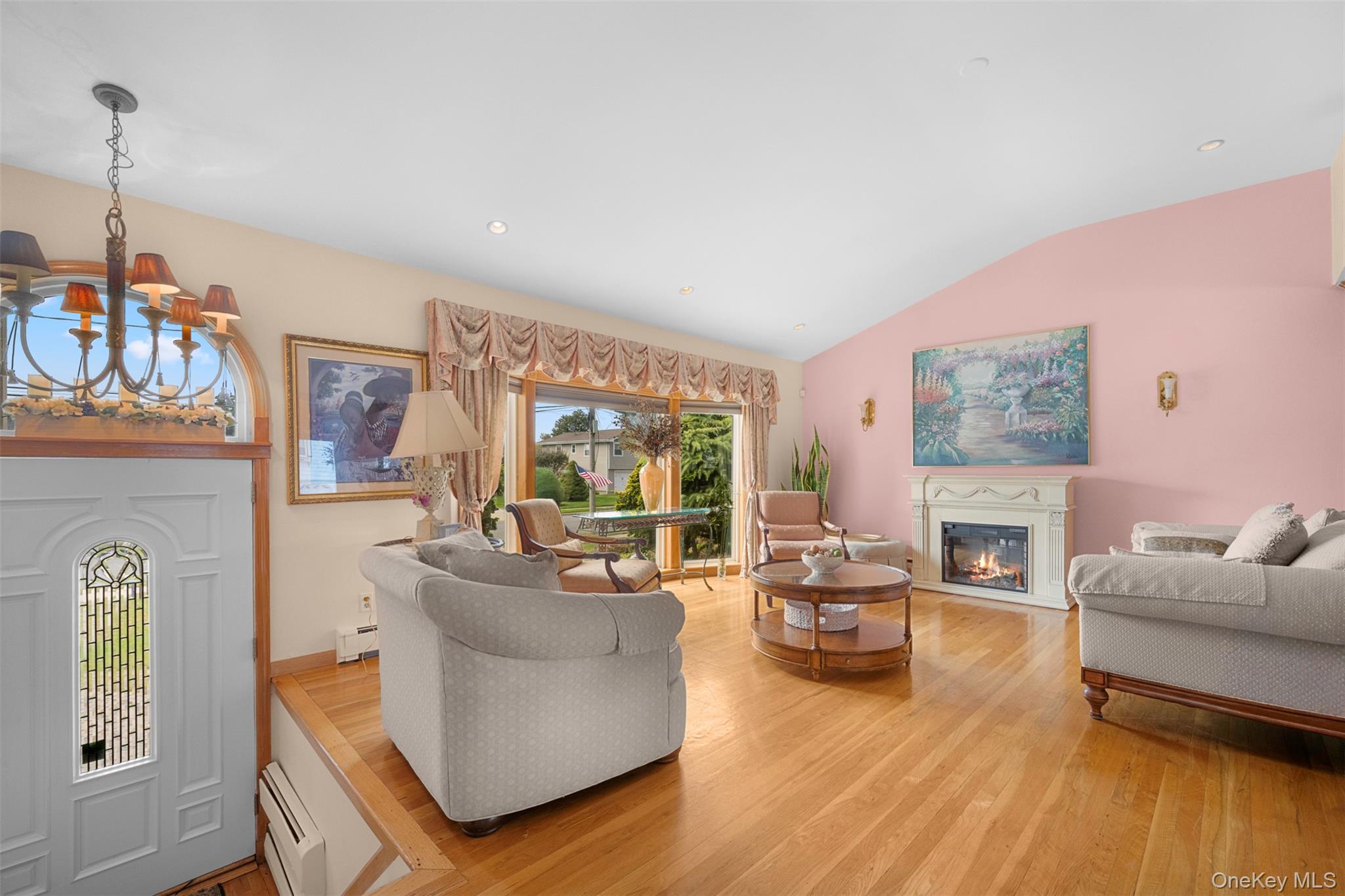 7 Maxwell Drive, Westbury, NY 11590