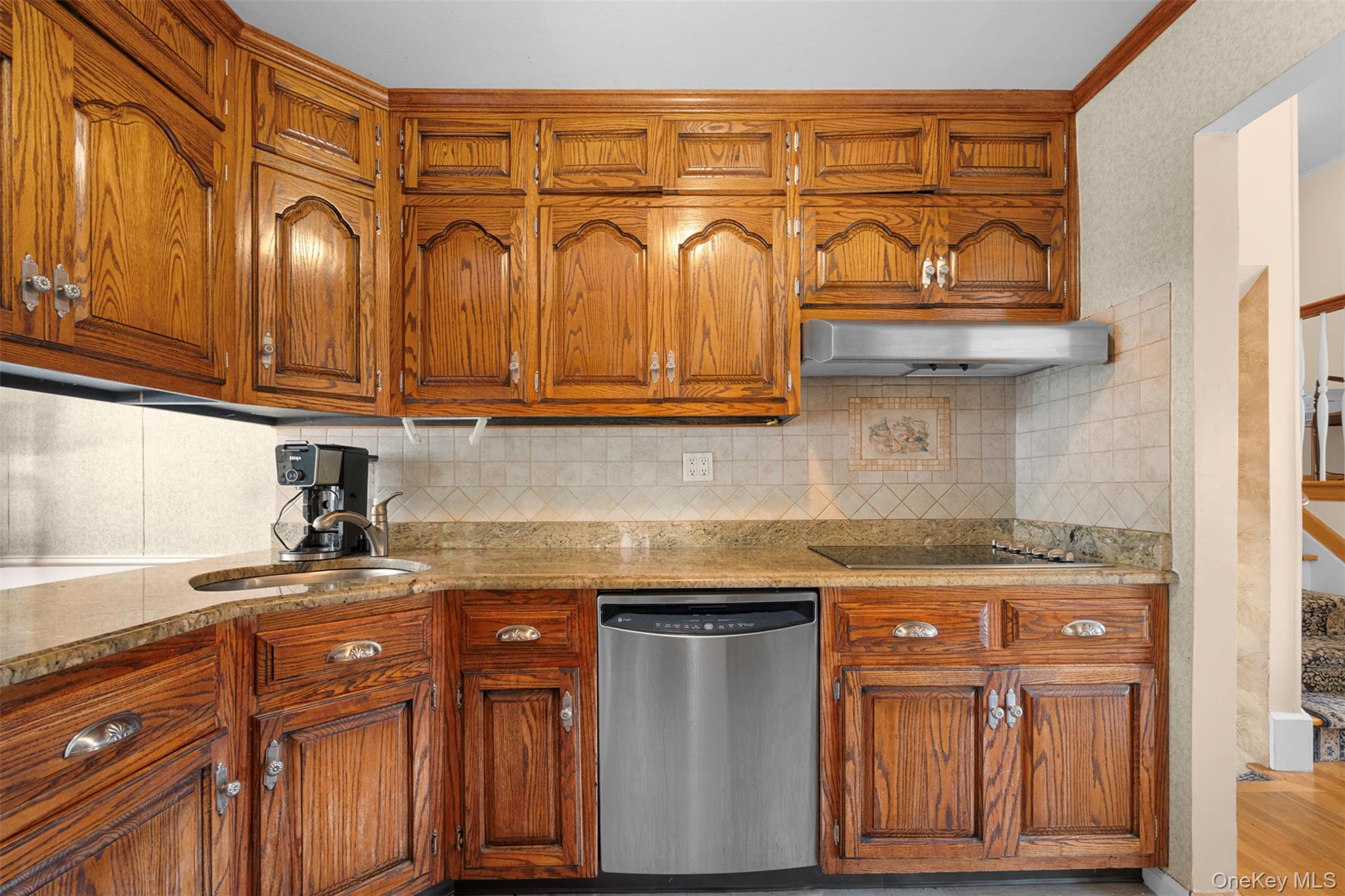 7 Maxwell Drive, Westbury, NY 11590