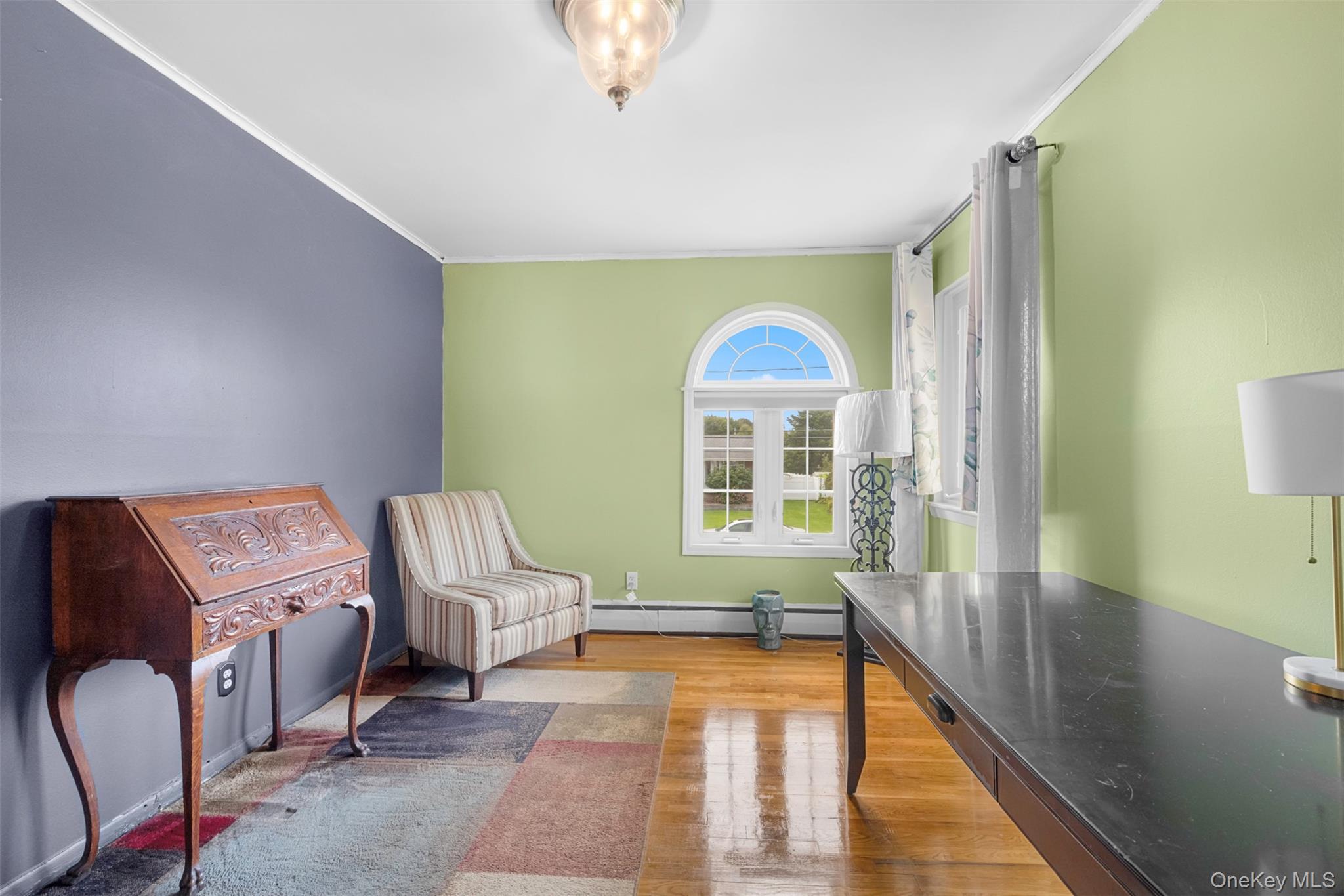 7 Maxwell Drive, Westbury, NY 11590