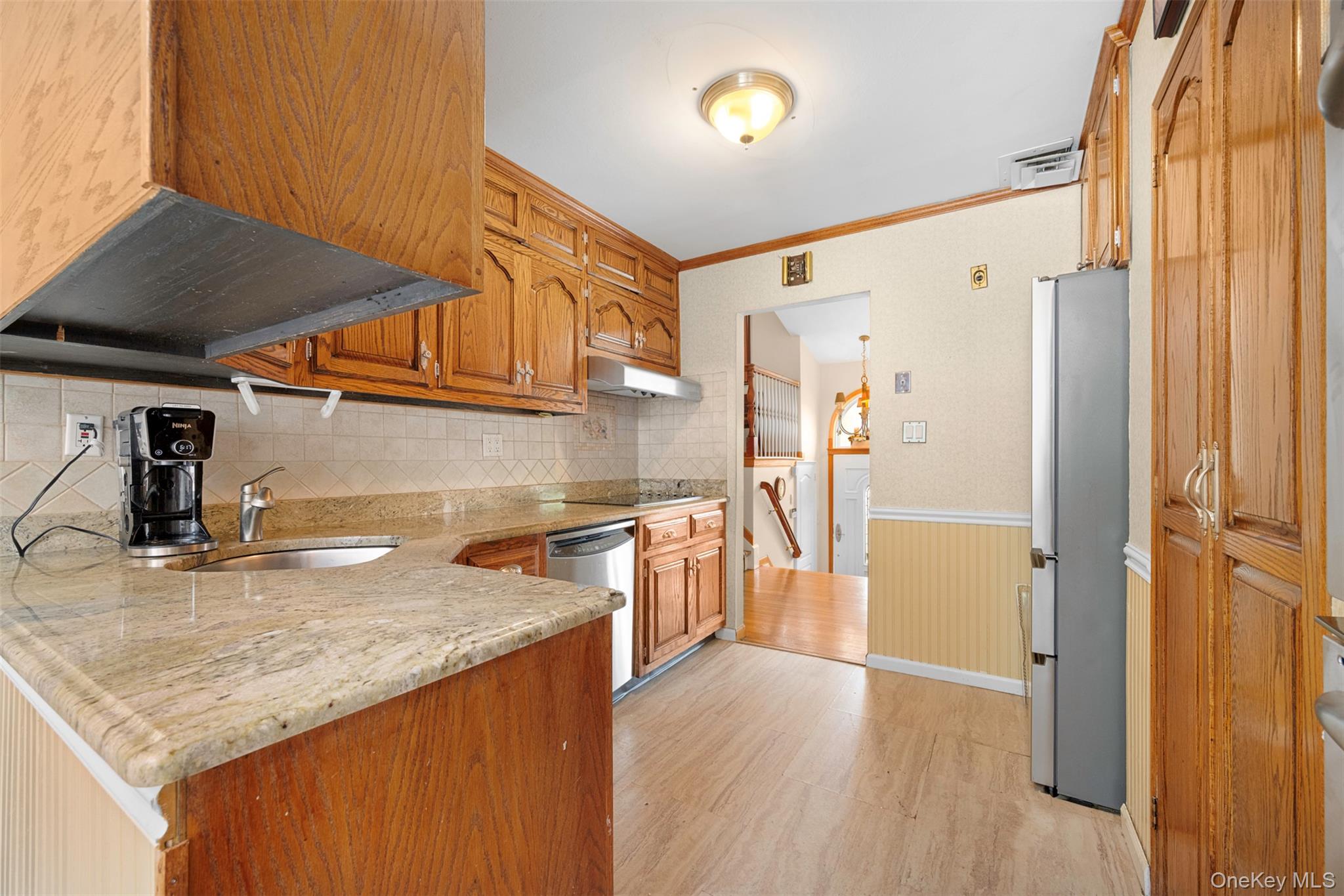 7 Maxwell Drive, Westbury, NY 11590