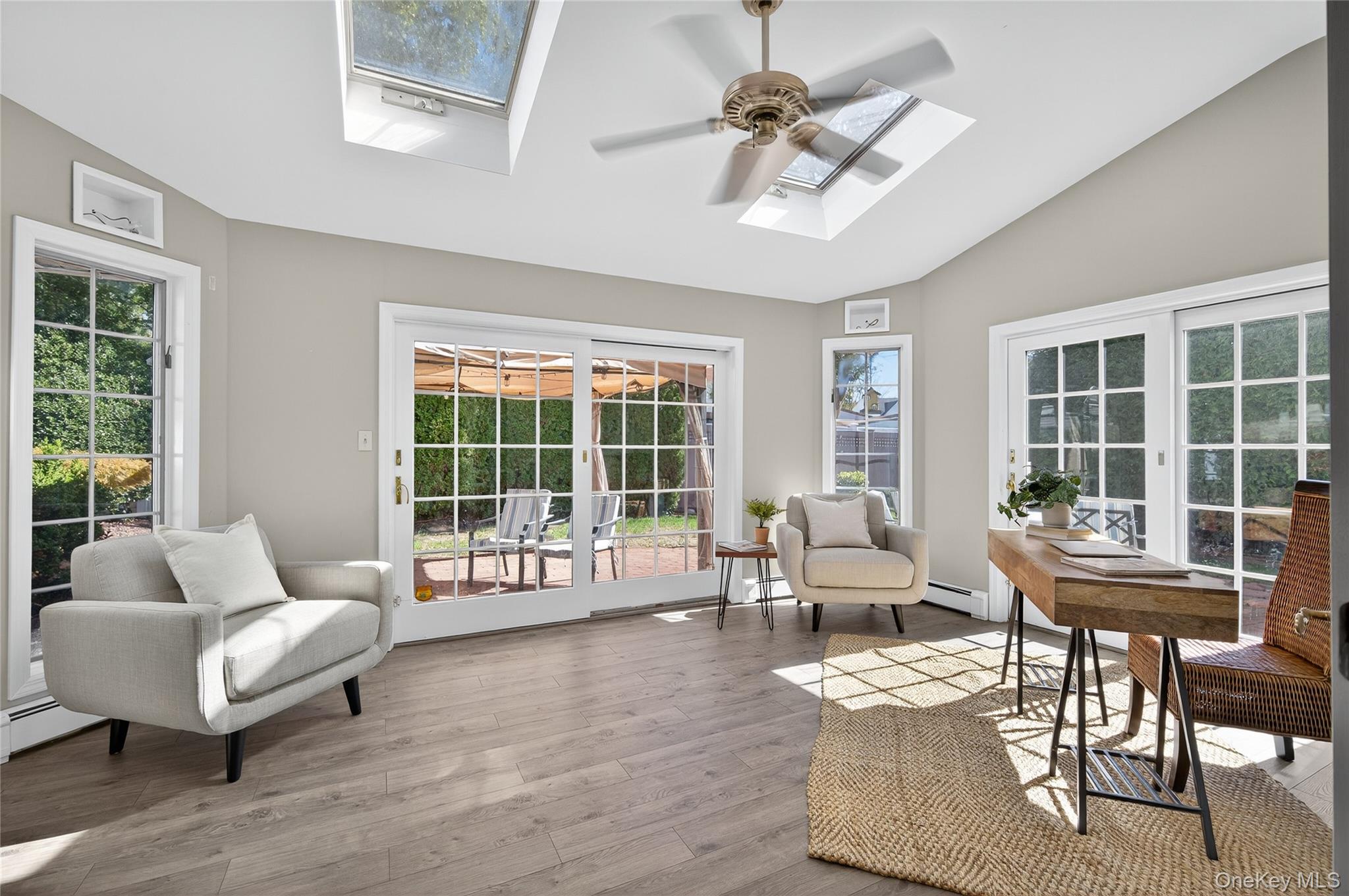 11 Foster Lane, Westbury, NY 11590