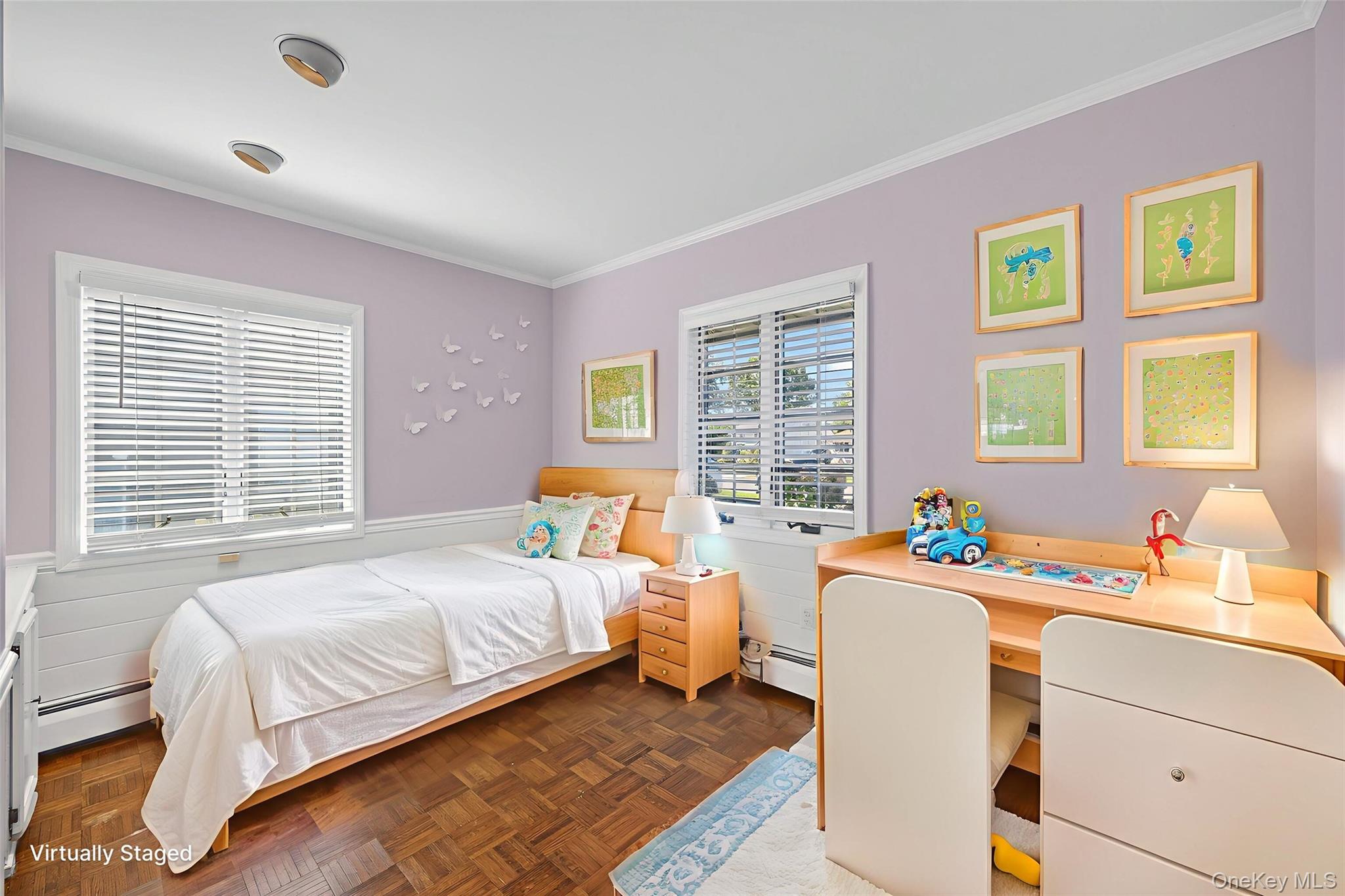 11 Foster Lane, Westbury, NY 11590