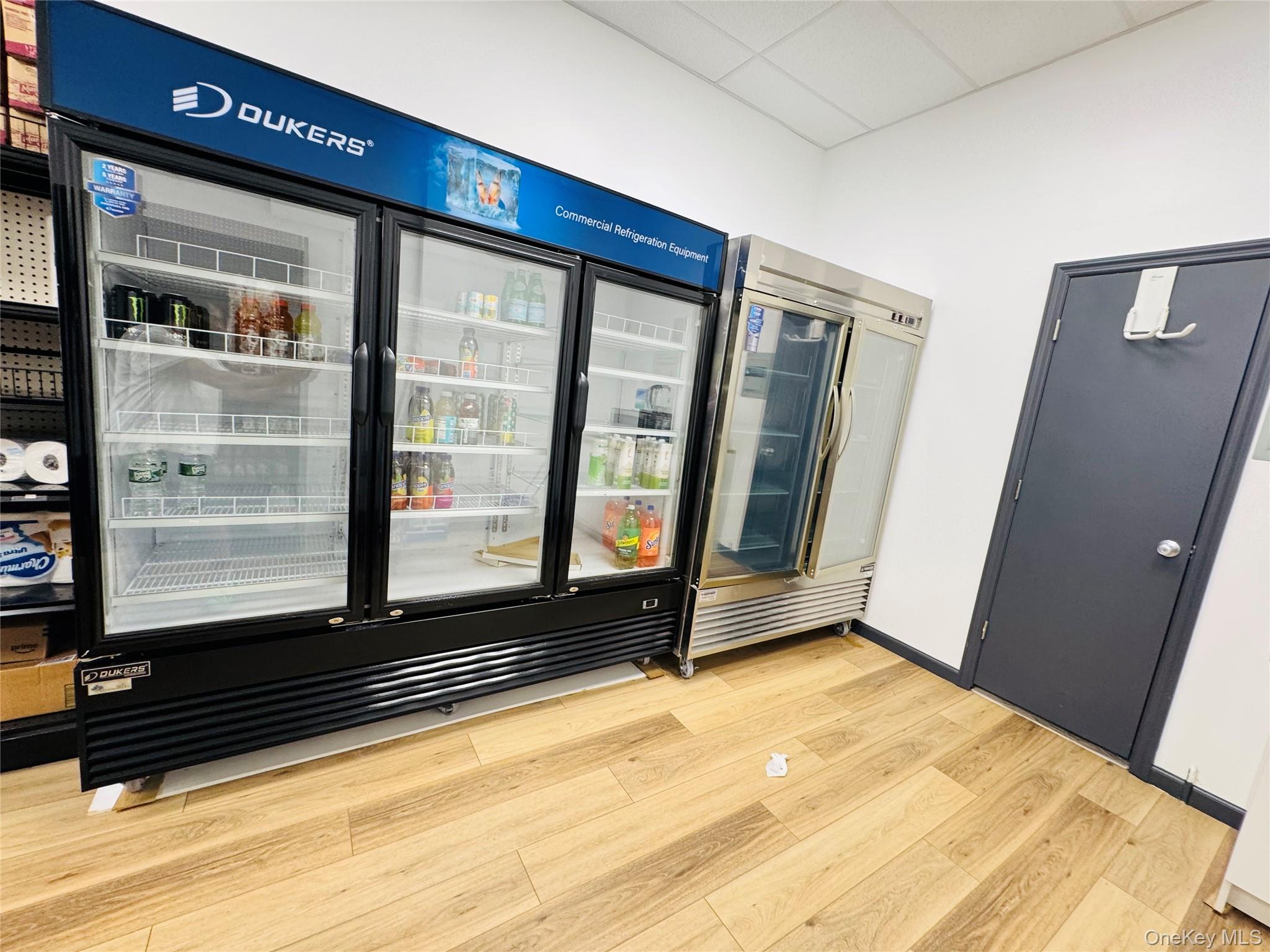 63-31 39th ave Avenue, Woodside, NY 11377