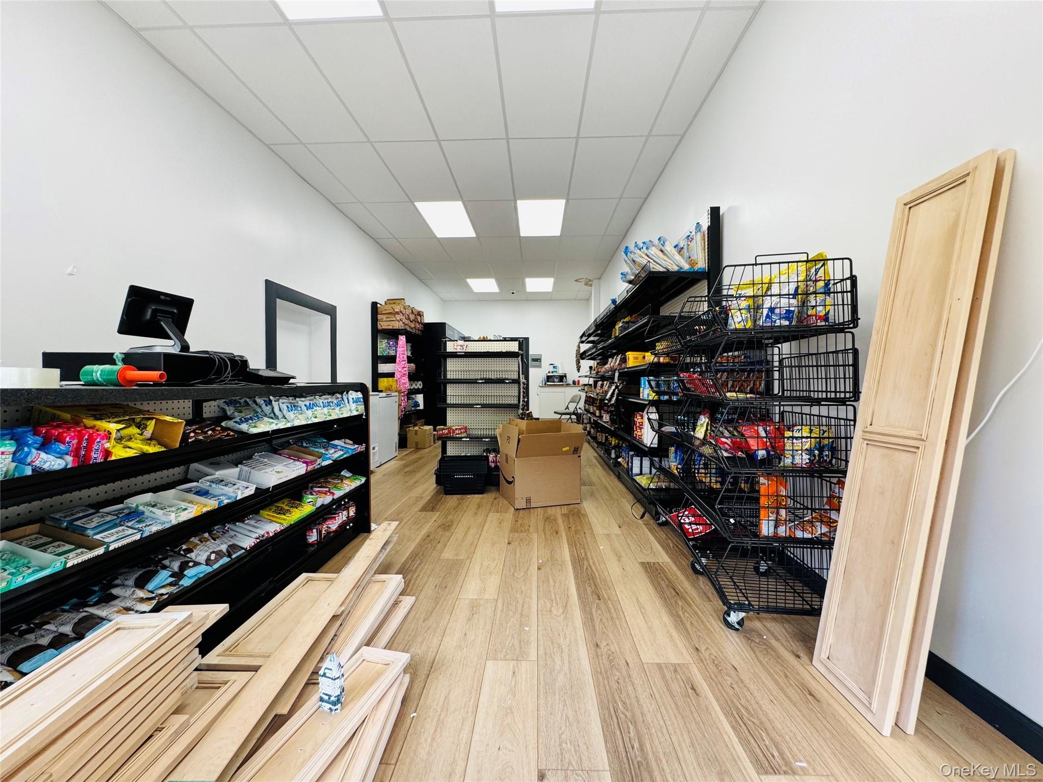 63-31 39th ave Avenue, Woodside, NY 11377