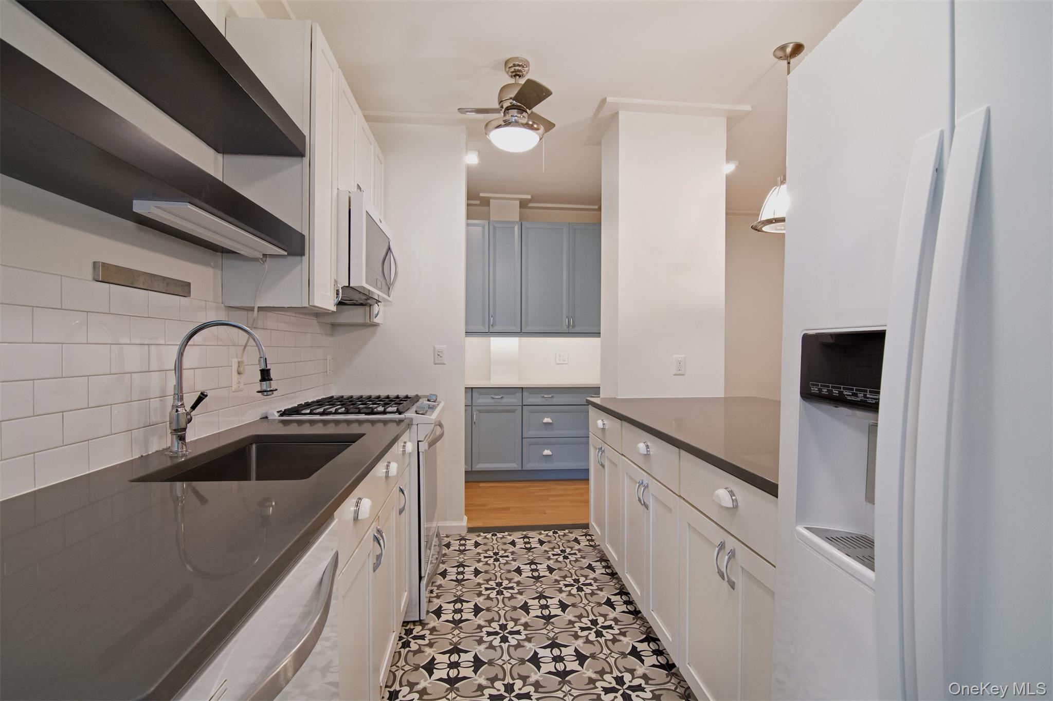 56 W Pondfield Road # 1A, Bronxville, NY 10708