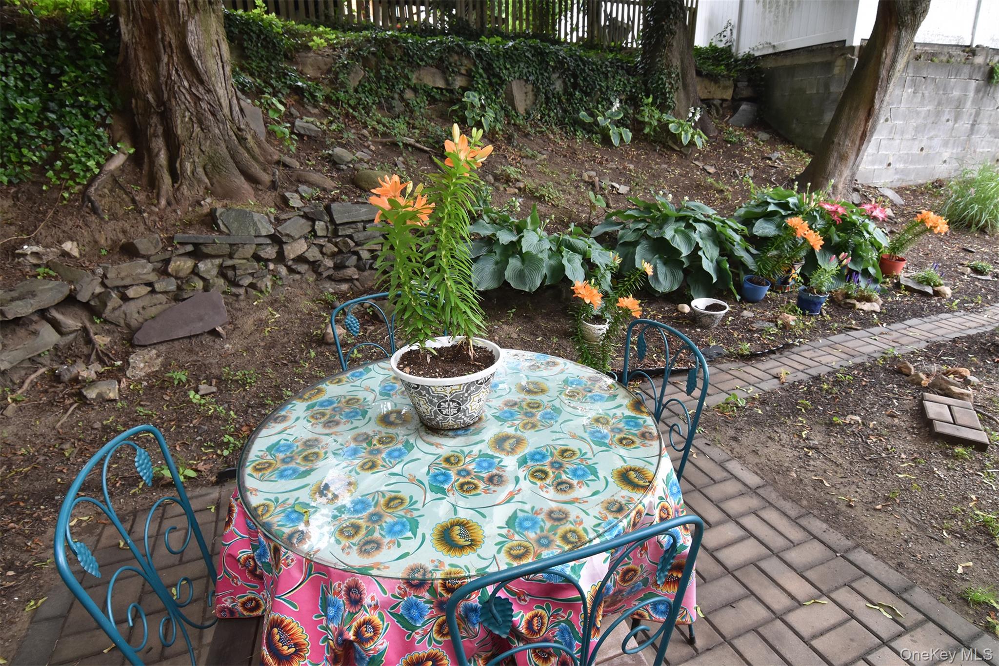 56 W Pondfield Road # 1A, Bronxville, NY 10708