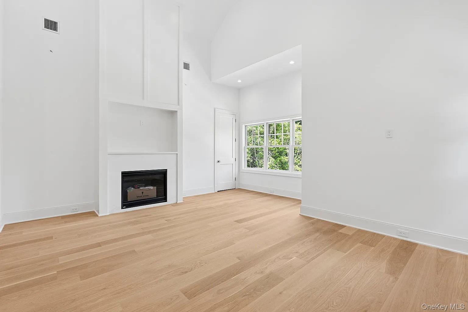 69 Halsey Street, Southampton, NY 11968