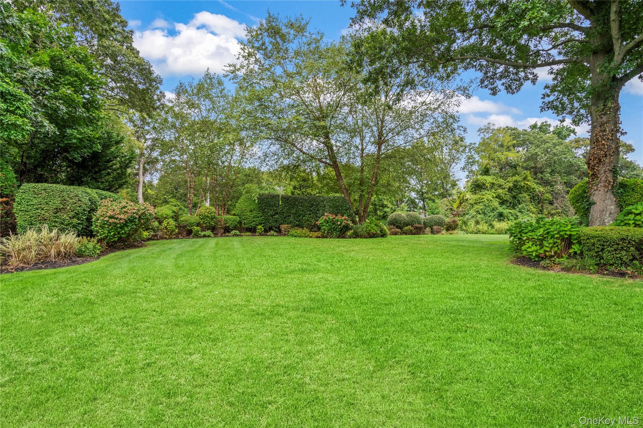 154 Hidden Ridge Drive, Syosset, NY 11791