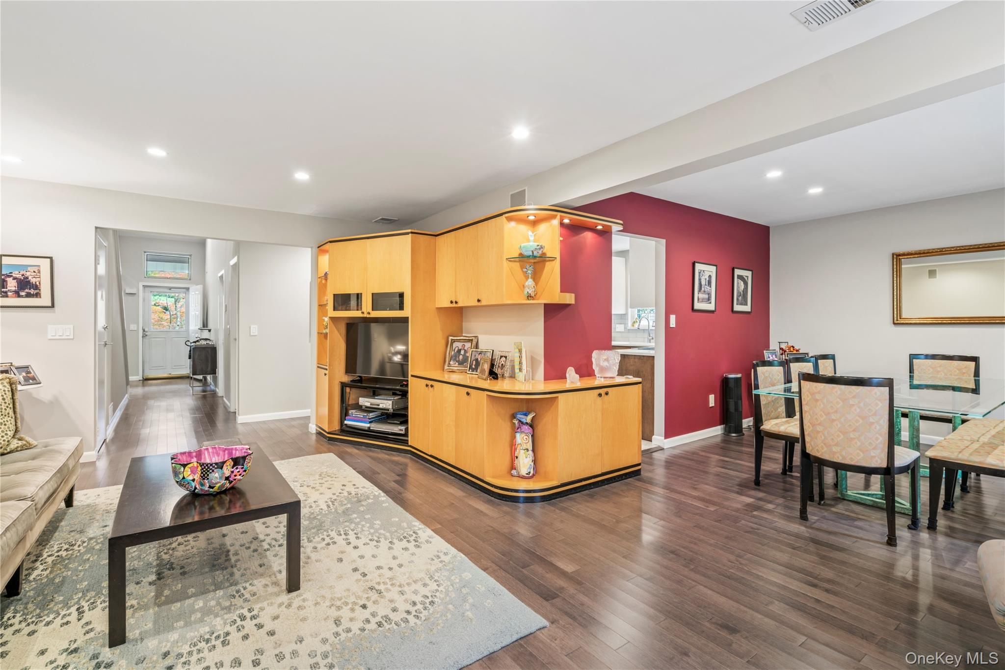 154 Hidden Ridge Drive, Syosset, NY 11791