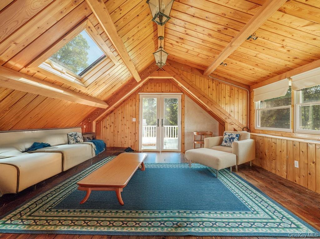 10947 N Bayview Road, Southold, NY 11971