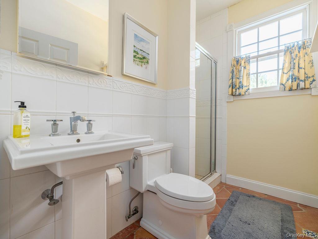 10947 N Bayview Road, Southold, NY 11971