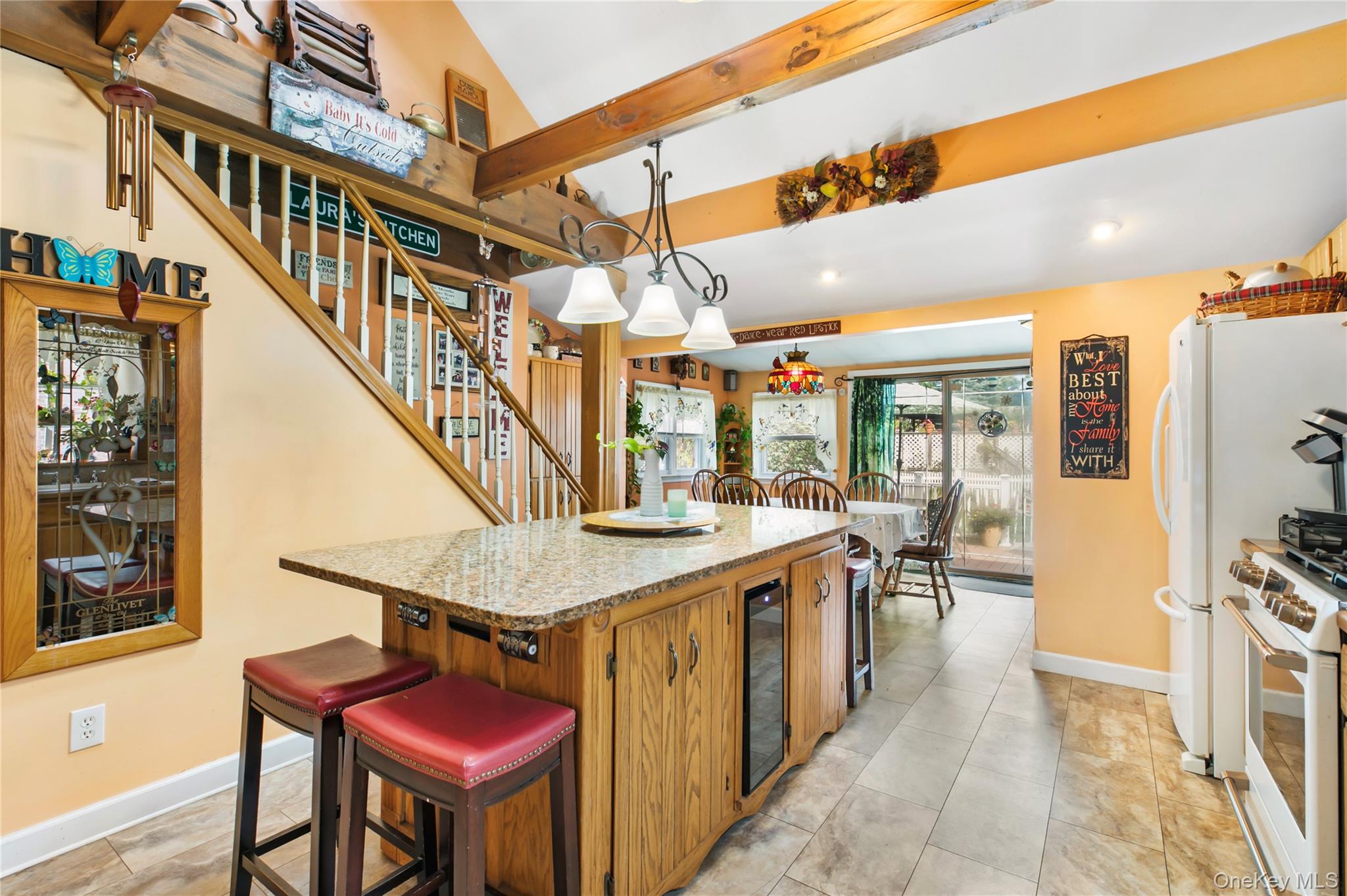 22 3rd Avenue, Central Islip, NY 11722