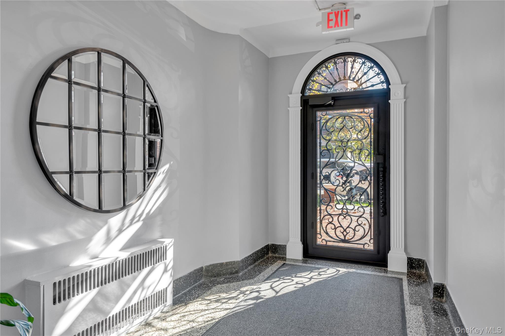 21 Barstow Road # 3E, Great Neck, NY 11021