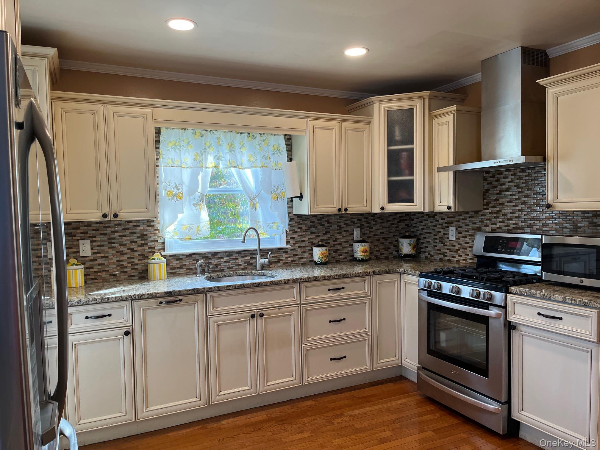 70 Stahlman Place, Kingston, NY 12401