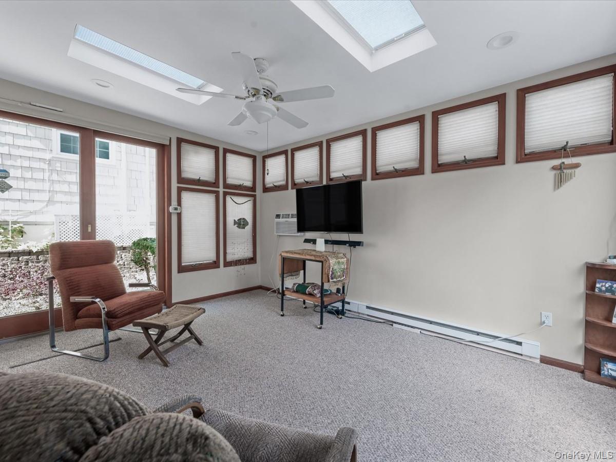 367 Grosvenor Street, Douglaston, NY 11363