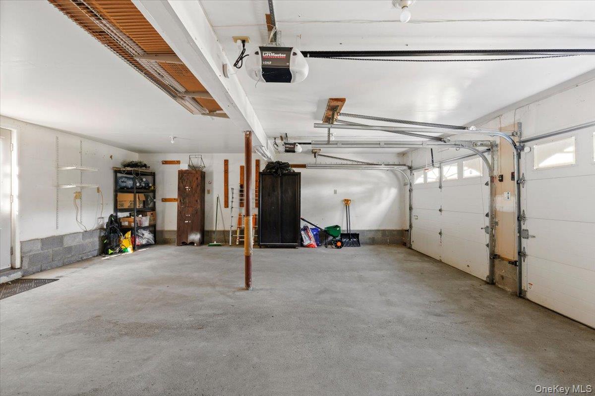 56 Daley Road, Poughkeepsie, NY 12603