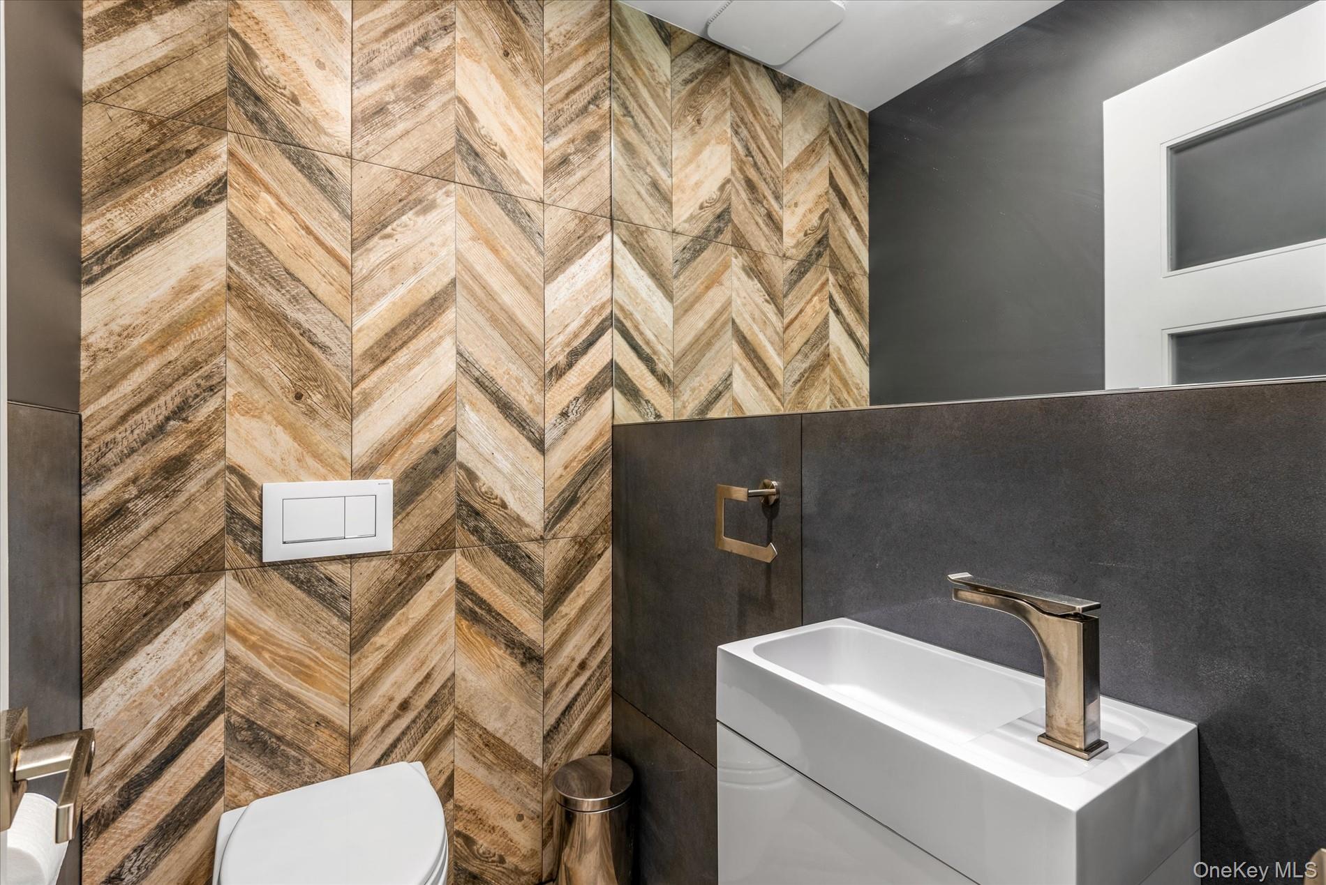 61-18 56th Drive, Maspeth, NY 11378