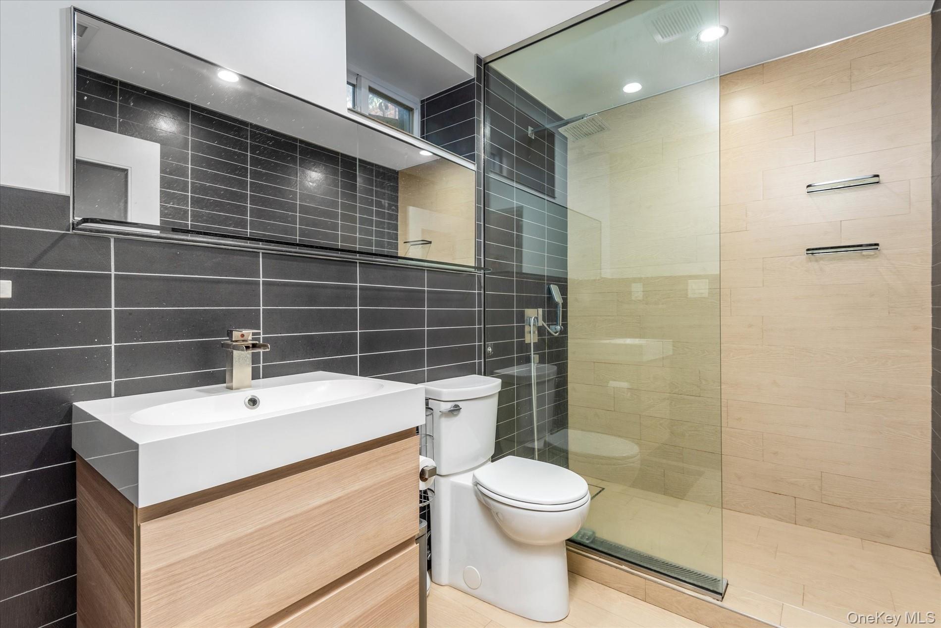 61-18 56th Drive, Maspeth, NY 11378