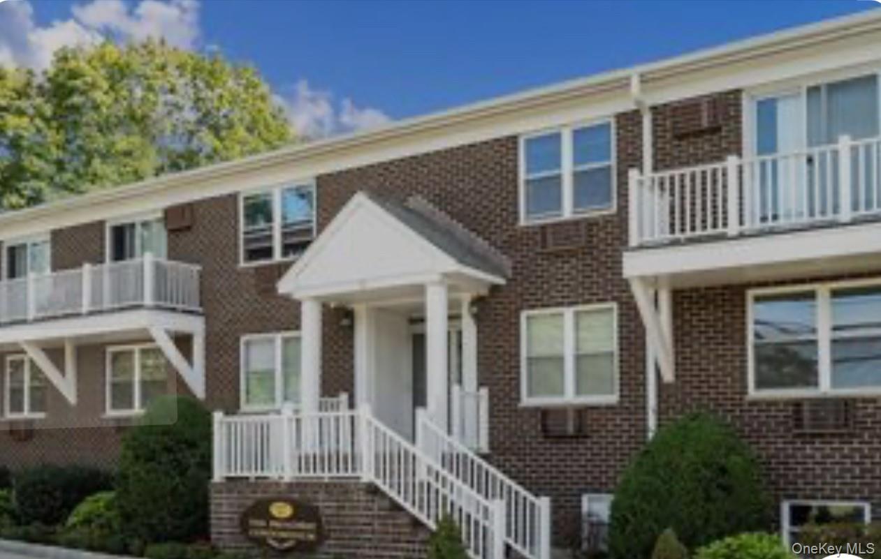 17 Broadway # 2B, Harrison, NY 10528