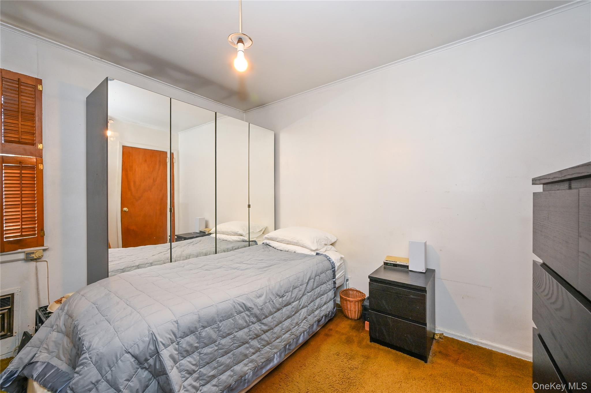 157-40 24 Road, Whitestone, NY 11357