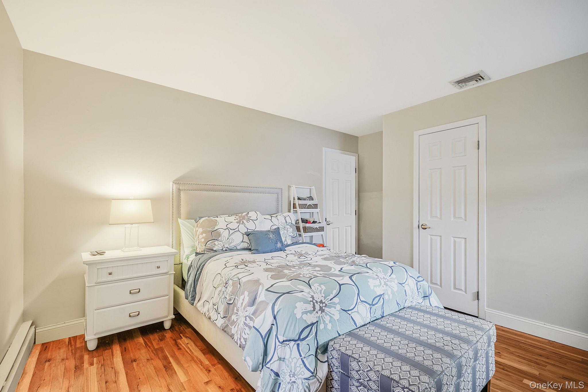 11 Susan Court, Deer Park, NY 11729