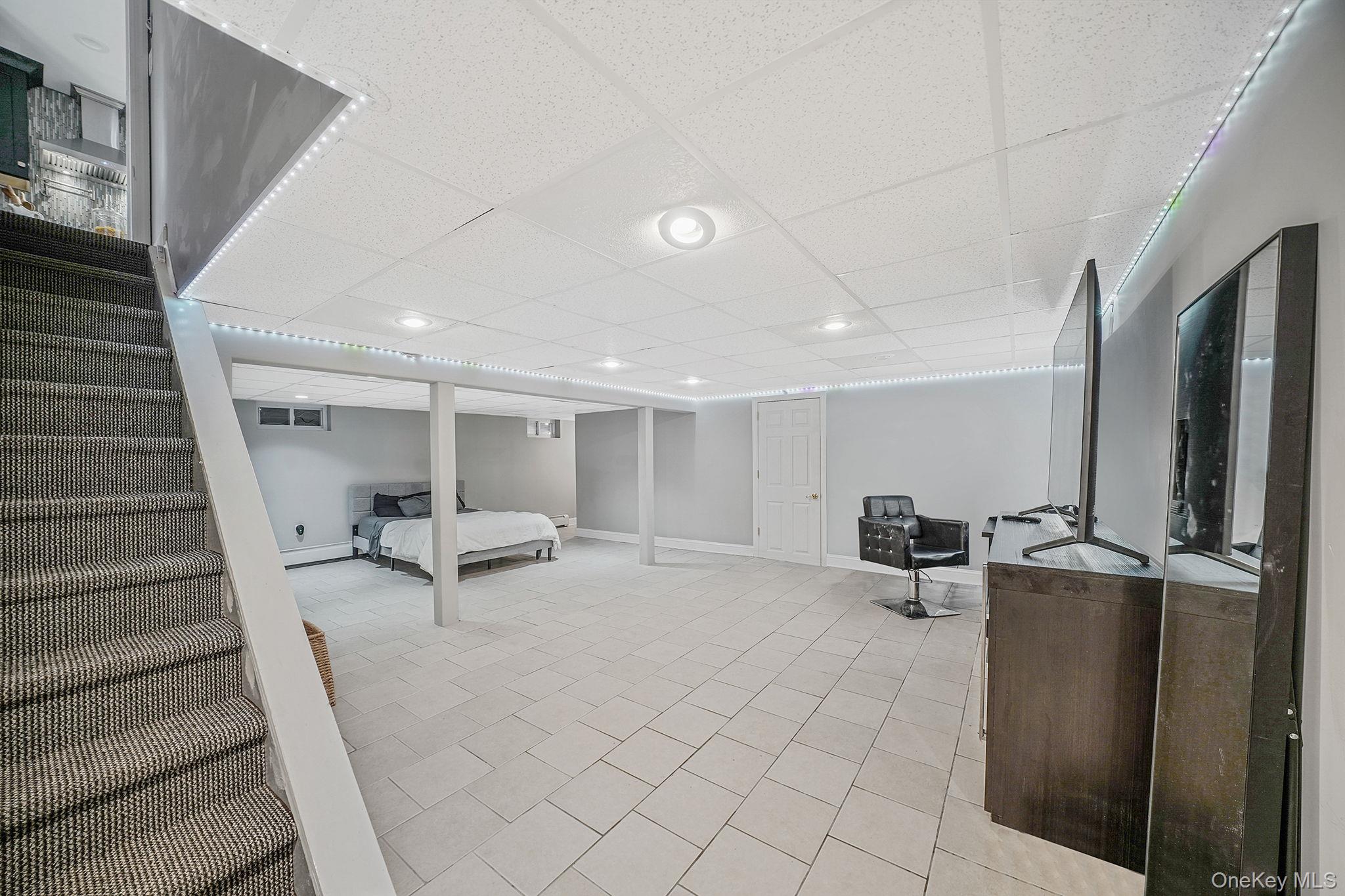 11 Susan Court, Deer Park, NY 11729