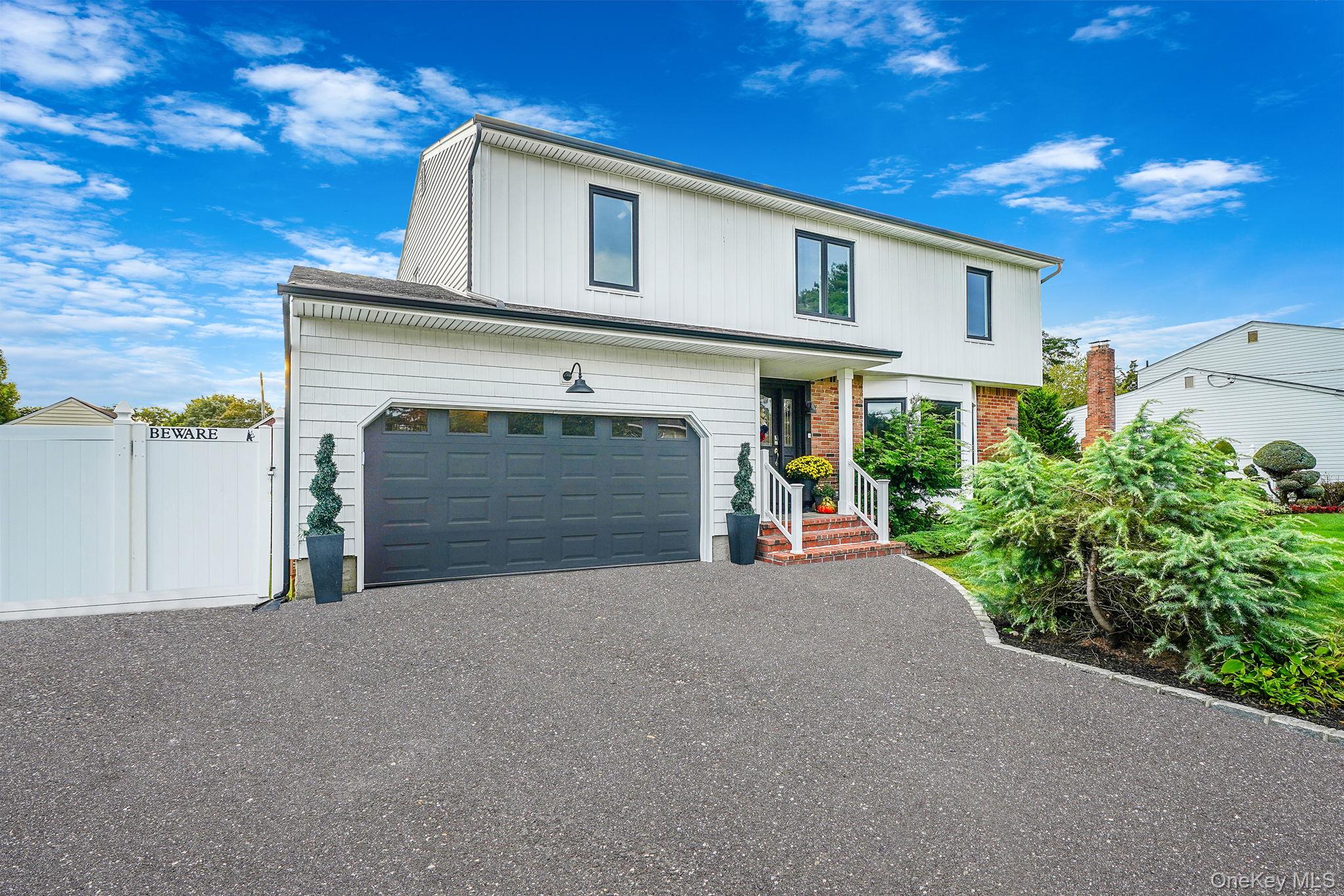 11 Susan Court, Deer Park, NY 11729