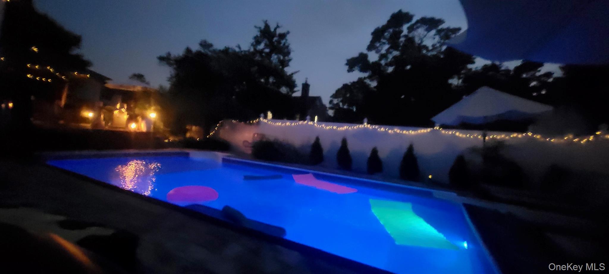 11 Susan Court, Deer Park, NY 11729