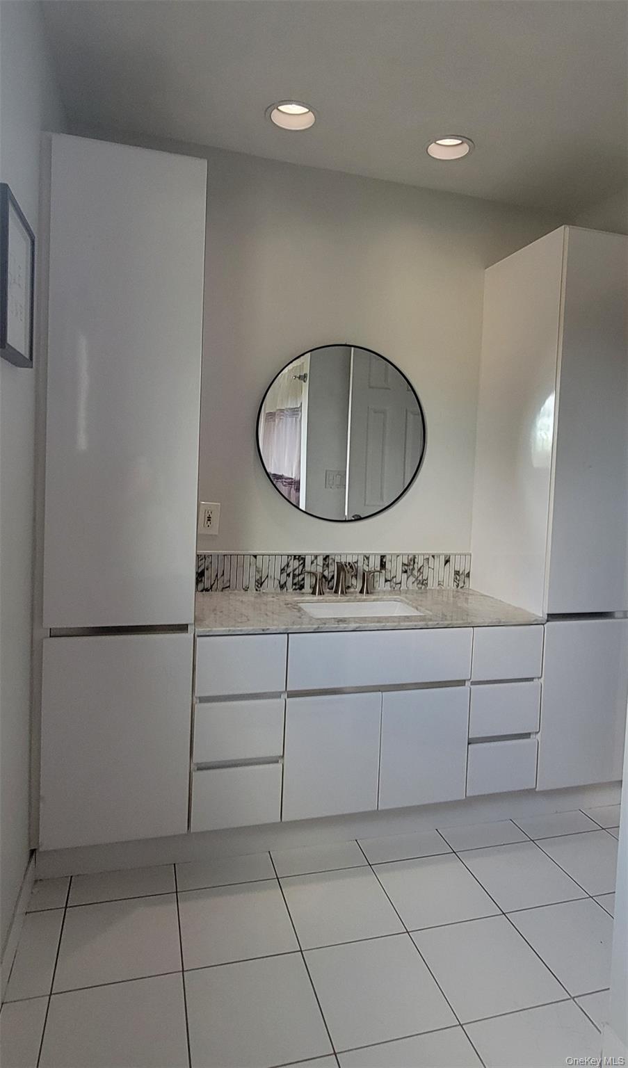 11 Susan Court, Deer Park, NY 11729