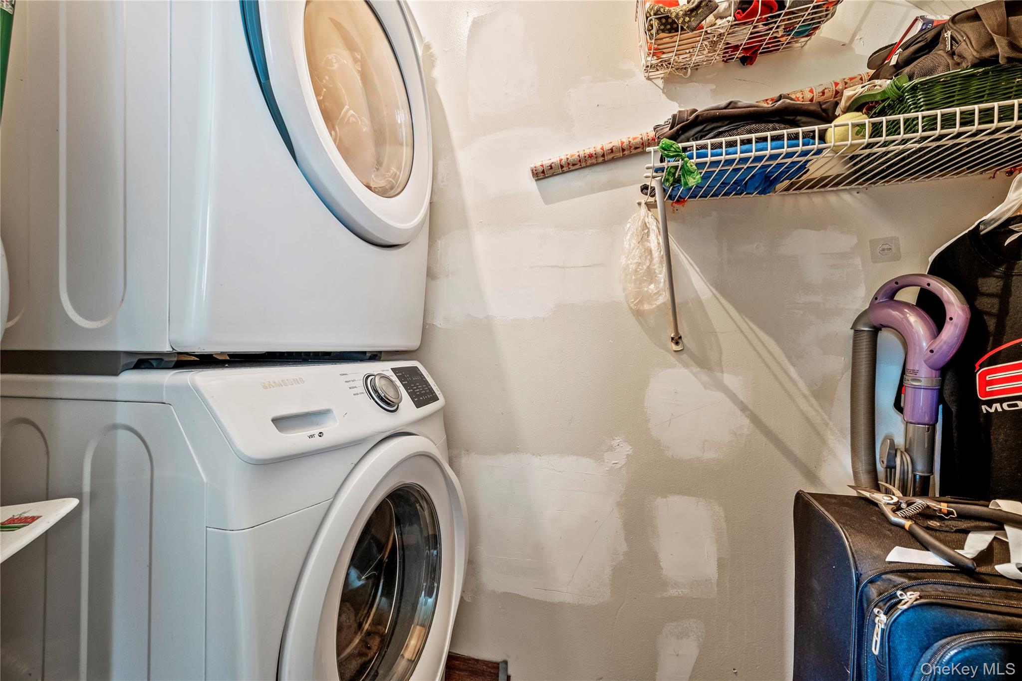 200 Lowndes Avenue # A, Huntington, NY 11746