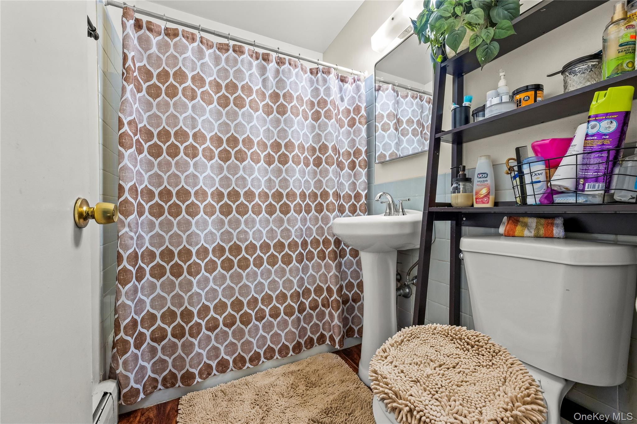 200 Lowndes Avenue # A, Huntington, NY 11746