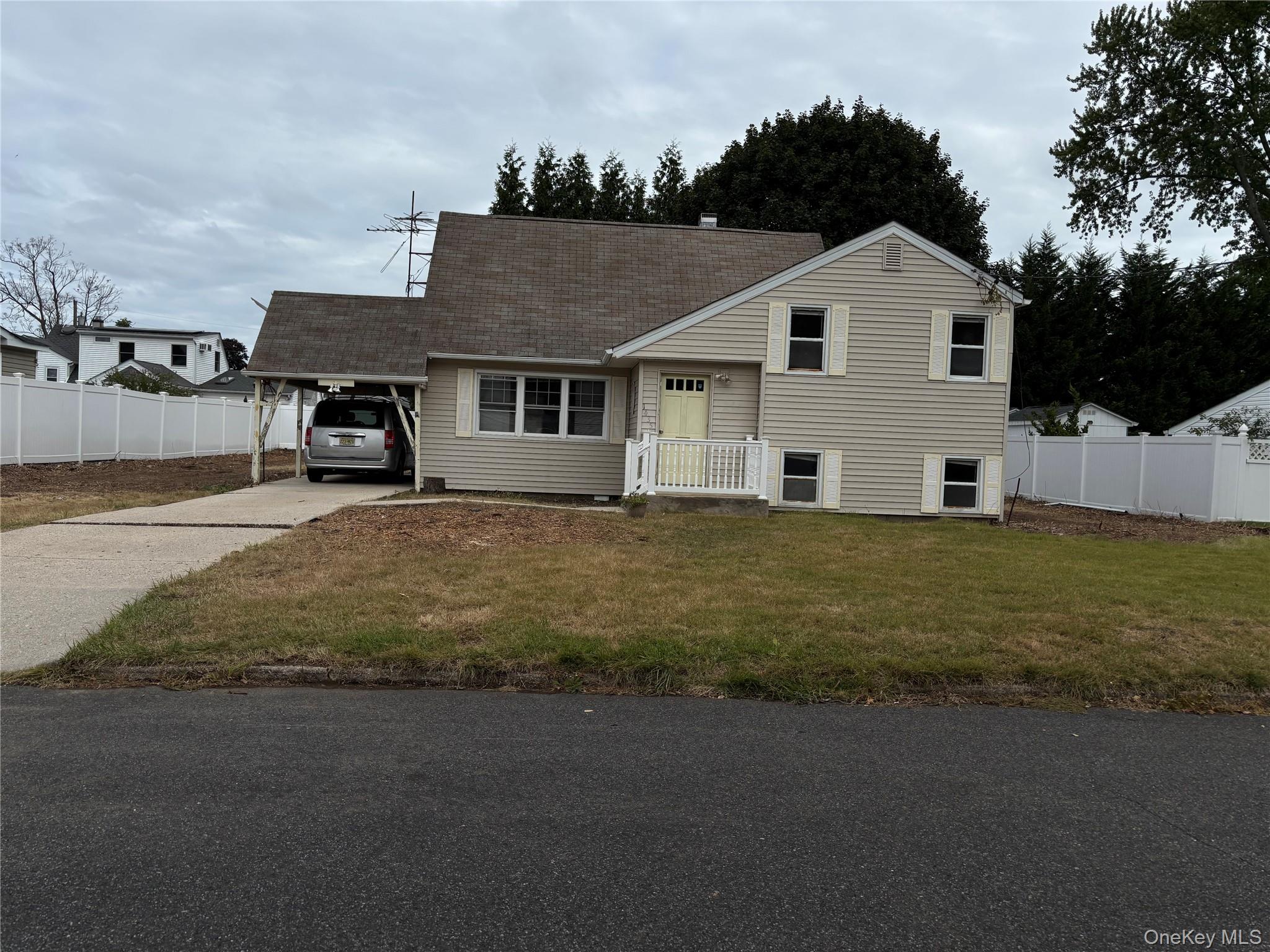 1435 Peters Boulevard, Bay Shore, NY 11706
