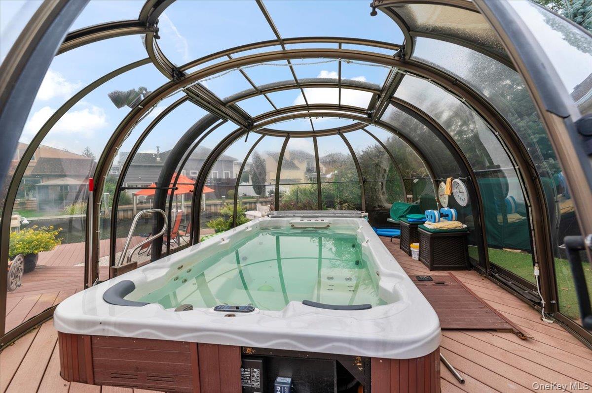 5 Canal Road, Massapequa, NY 11758